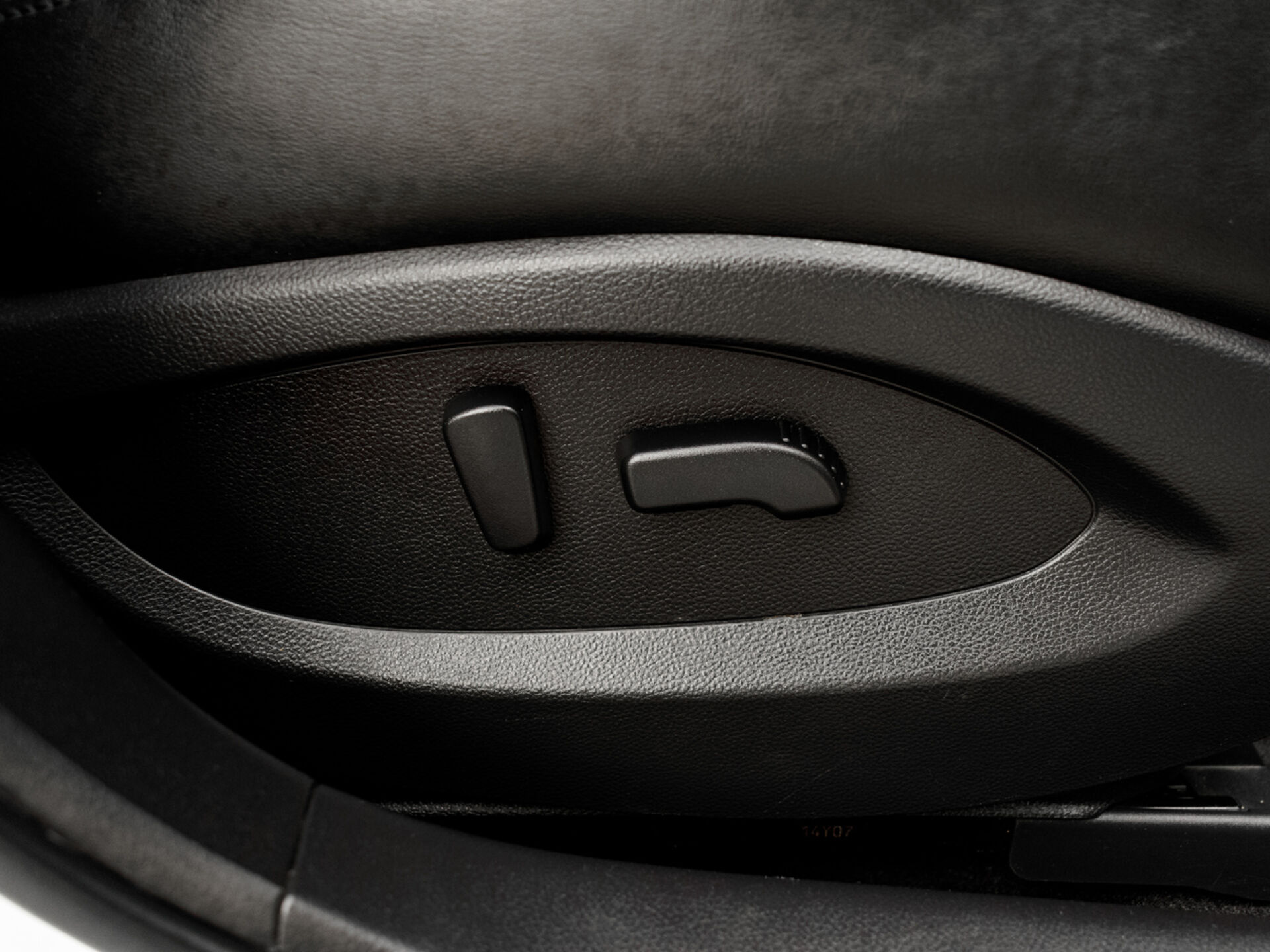 Купить Infiniti QX50 2.5 AT (222 л.с.) 4WD, 2014 в Екатеренбурге