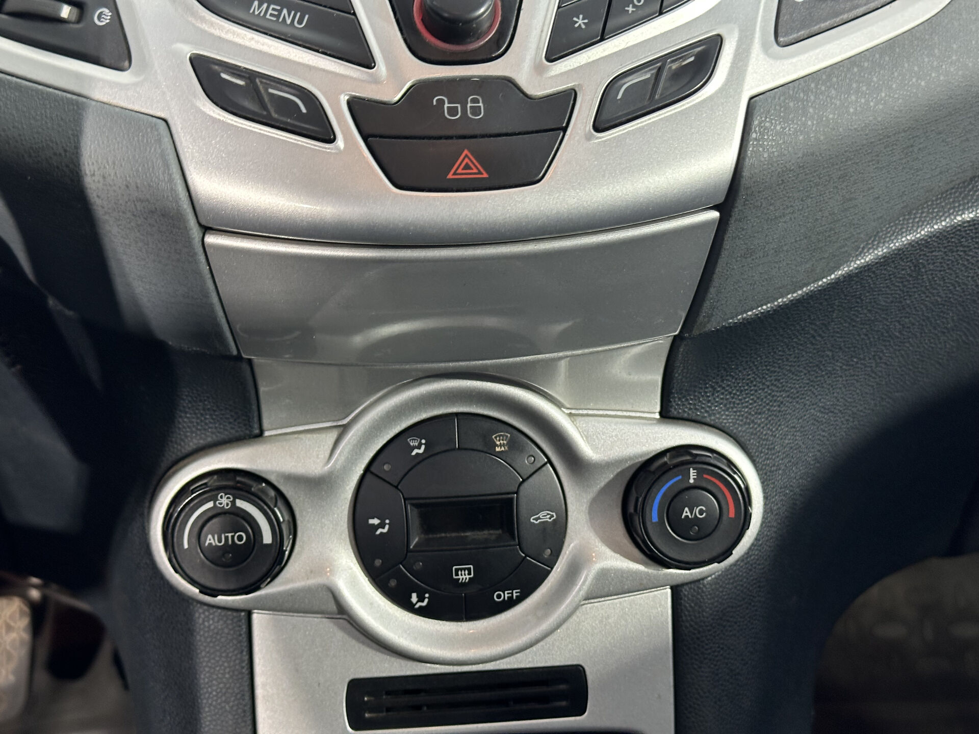 Ford Fiesta Ambiente 2009 г.в., 242 353 км.