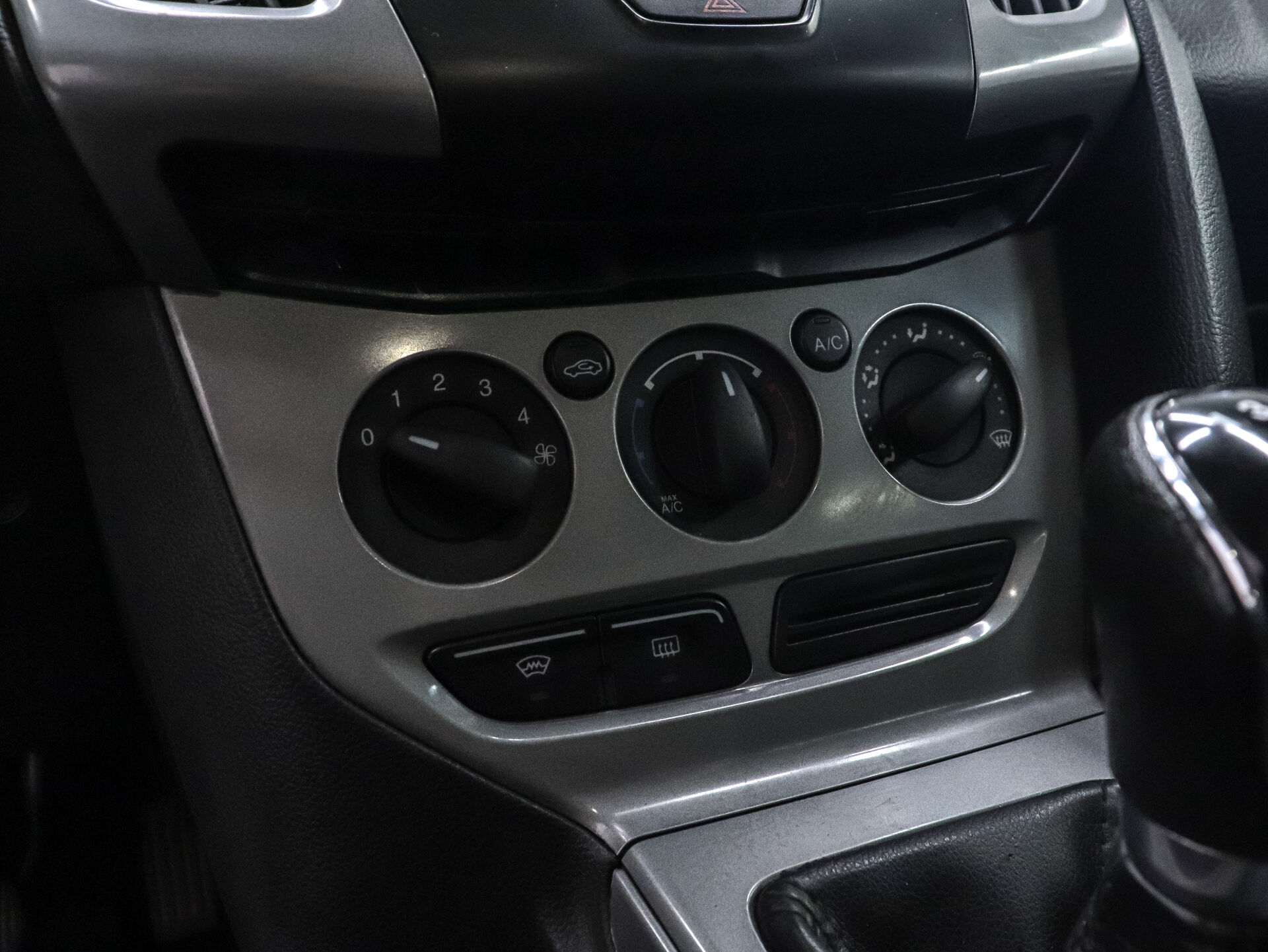 Ford Focus 2011 15
