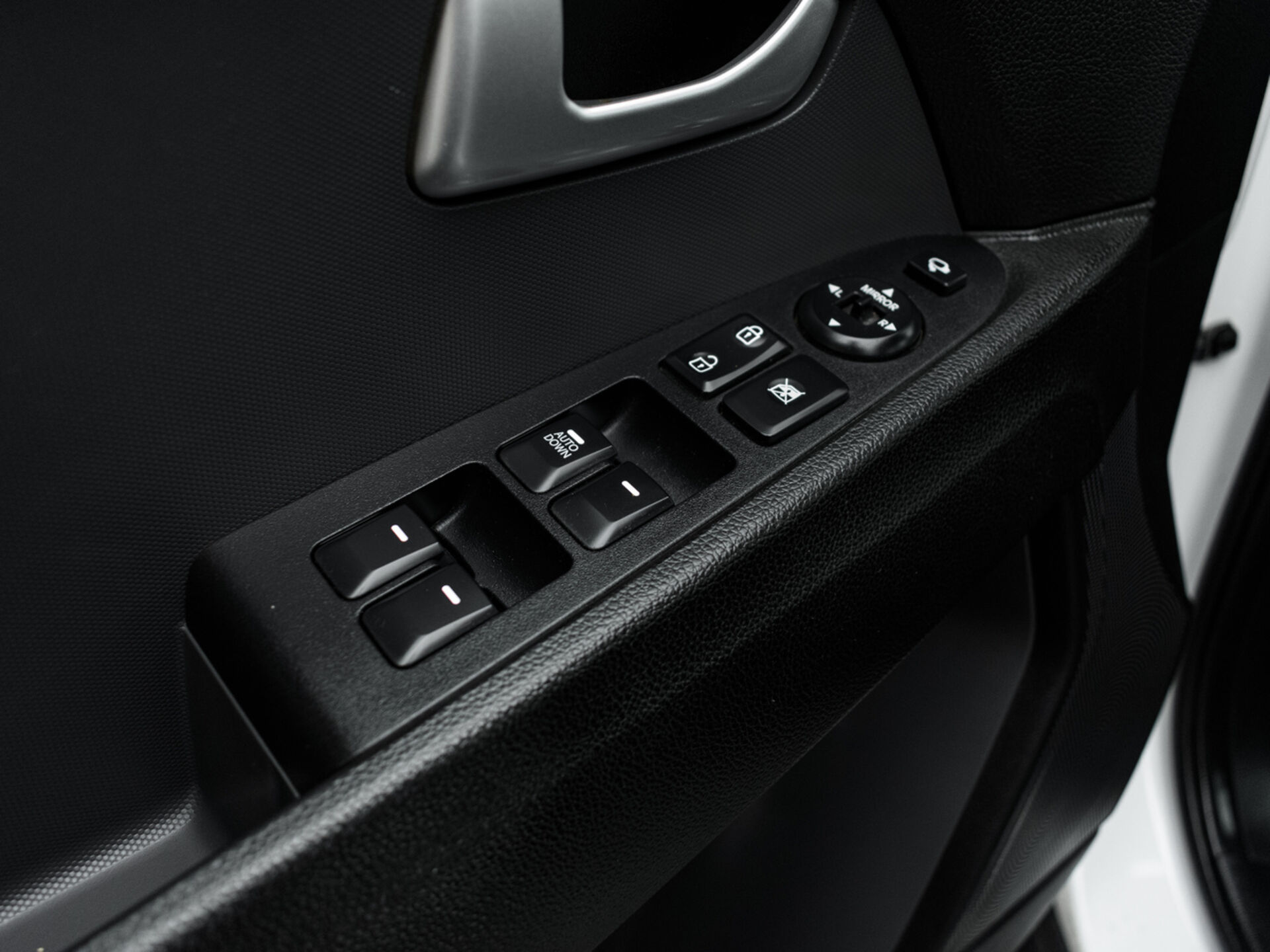 Купить Kia Sportage 2.0 MT (150 л.с.), 2015 в Екатеренбурге