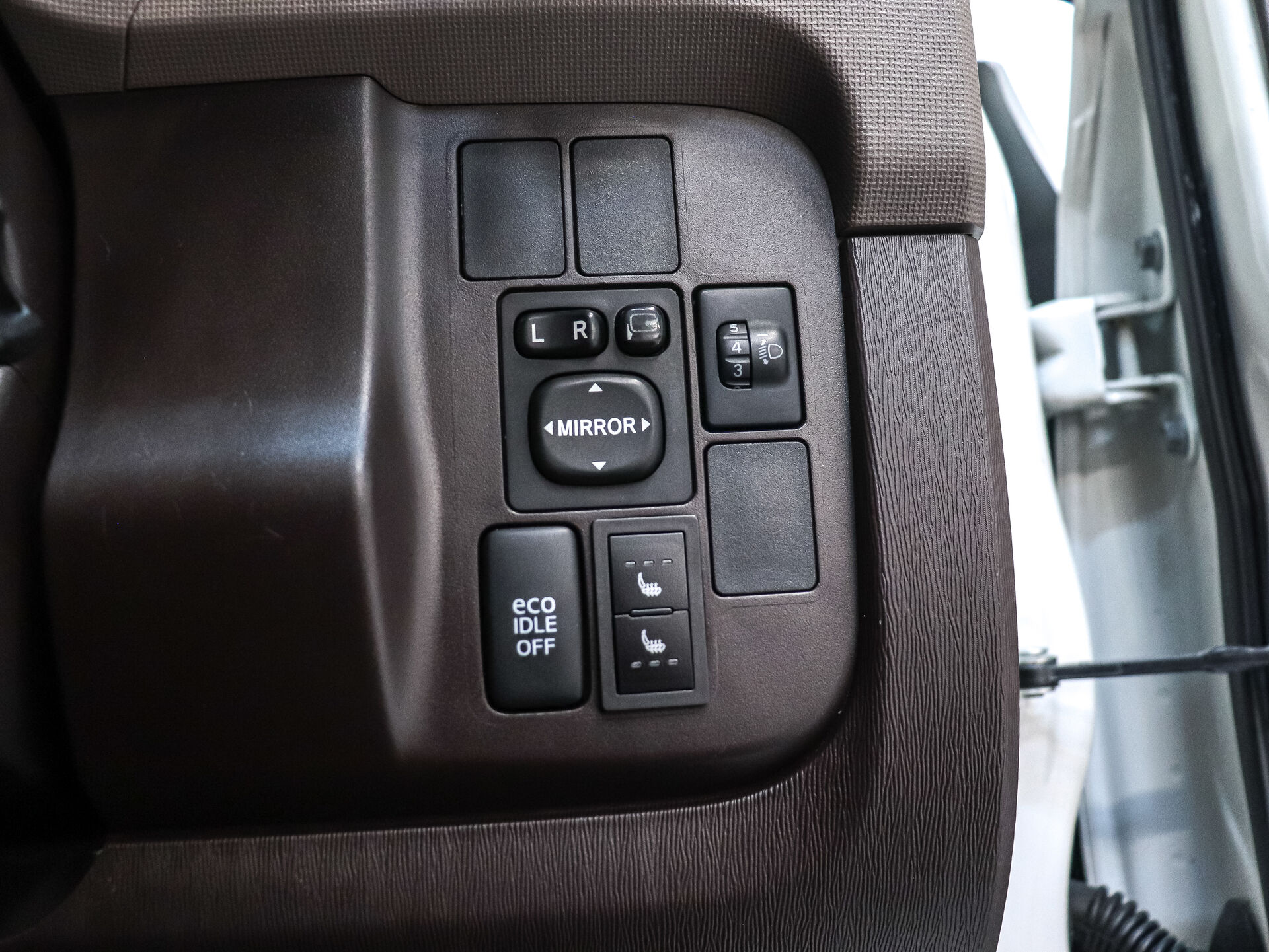 Daihatsu Boon 2014 7