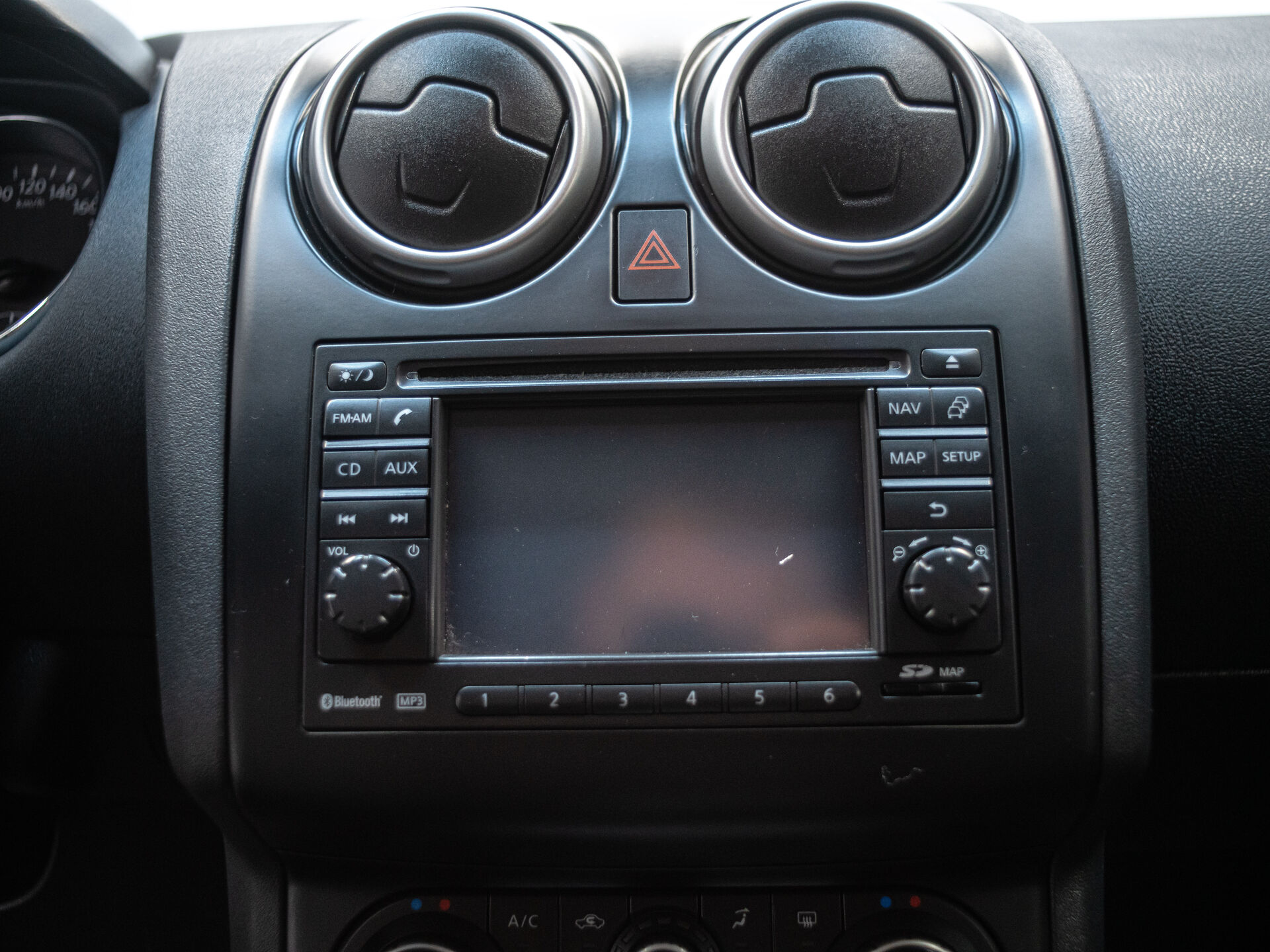 Nissan Qashqai 2012 14