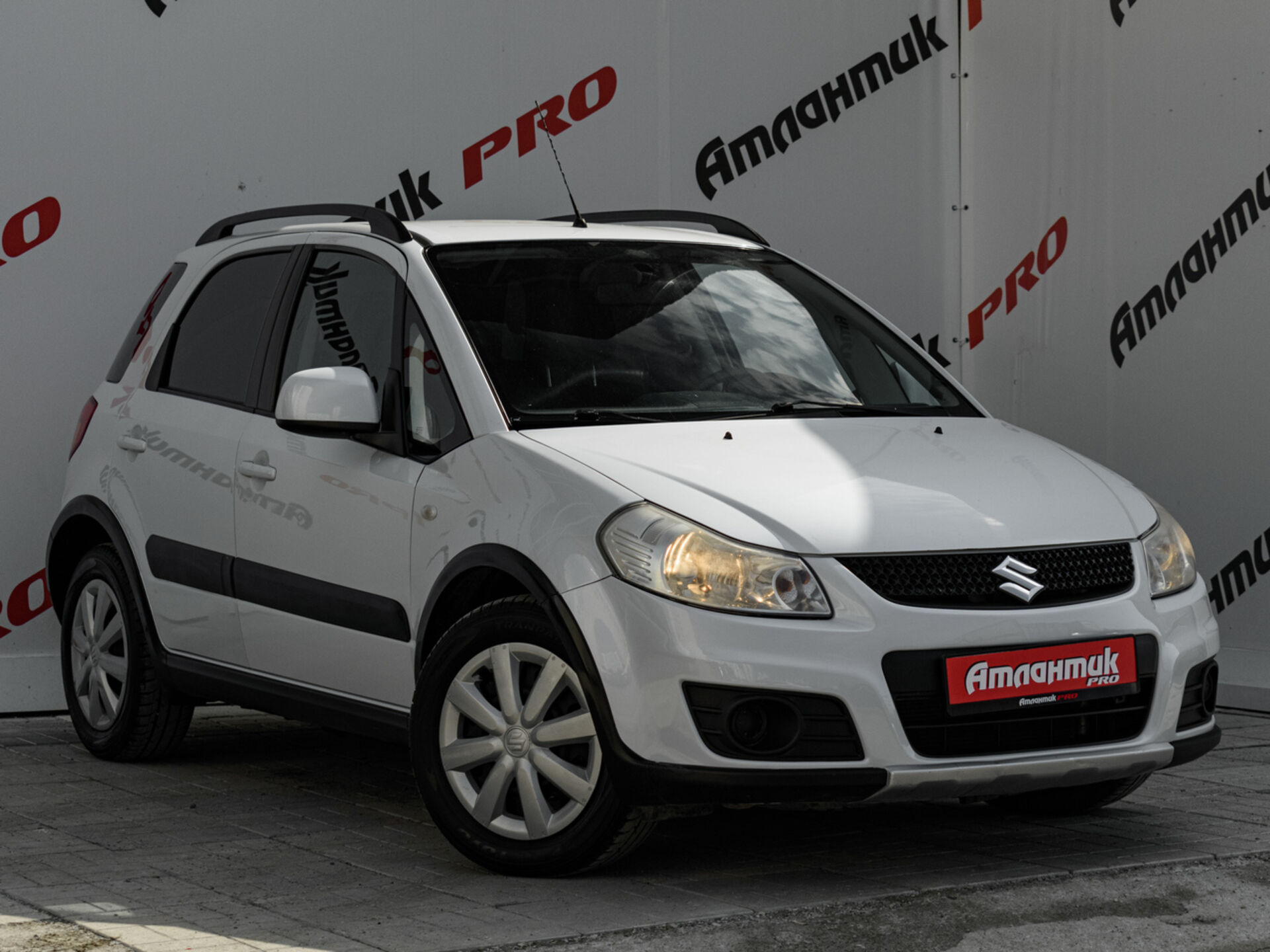 Купить Suzuki SX4 1.6 AT (112 л.с.), 2012 в Екатеренбурге