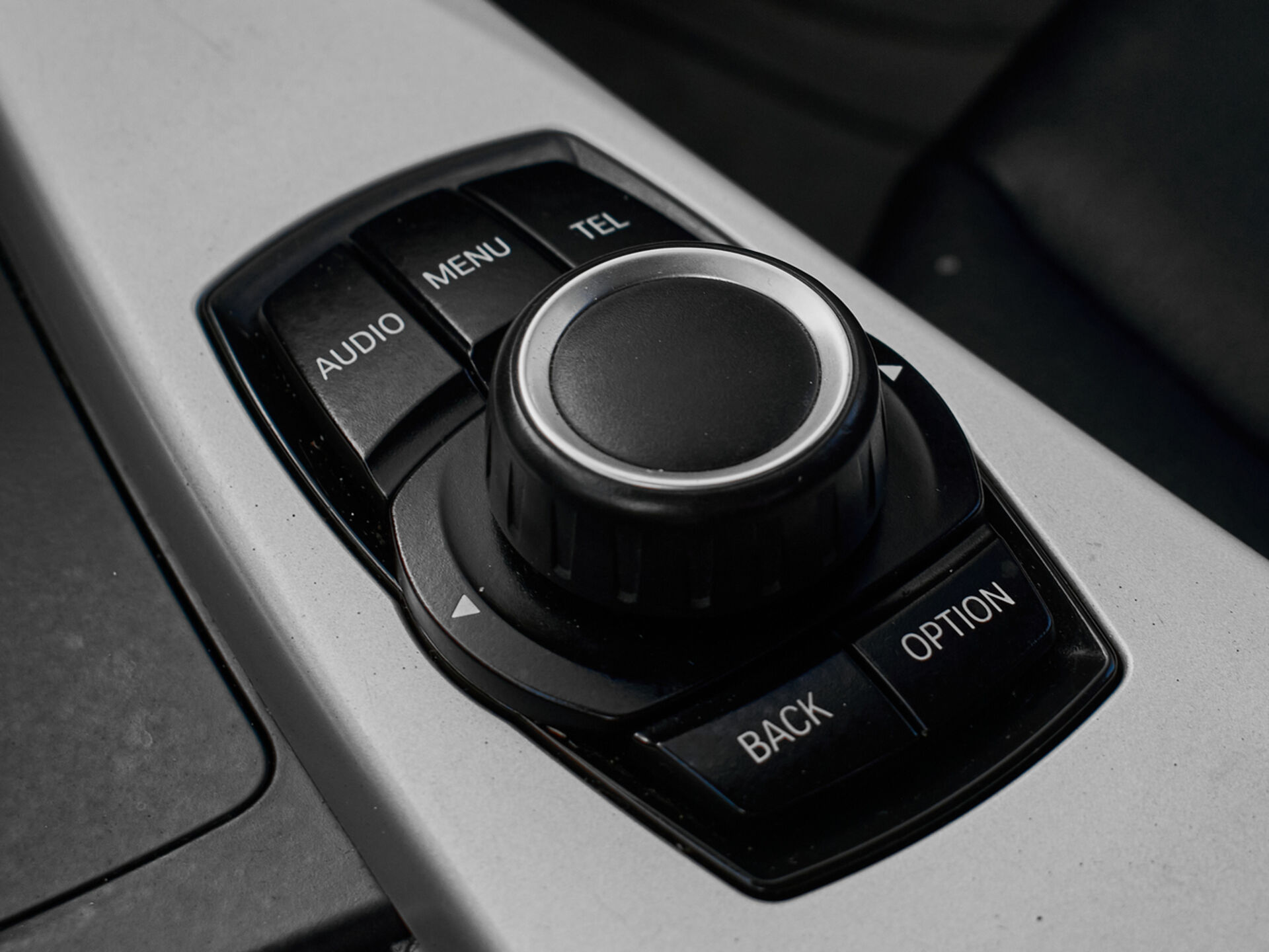 Купить BMW 3 серии 316i 1.6 AT (136 л.с.), 2014 в Екатеренбурге