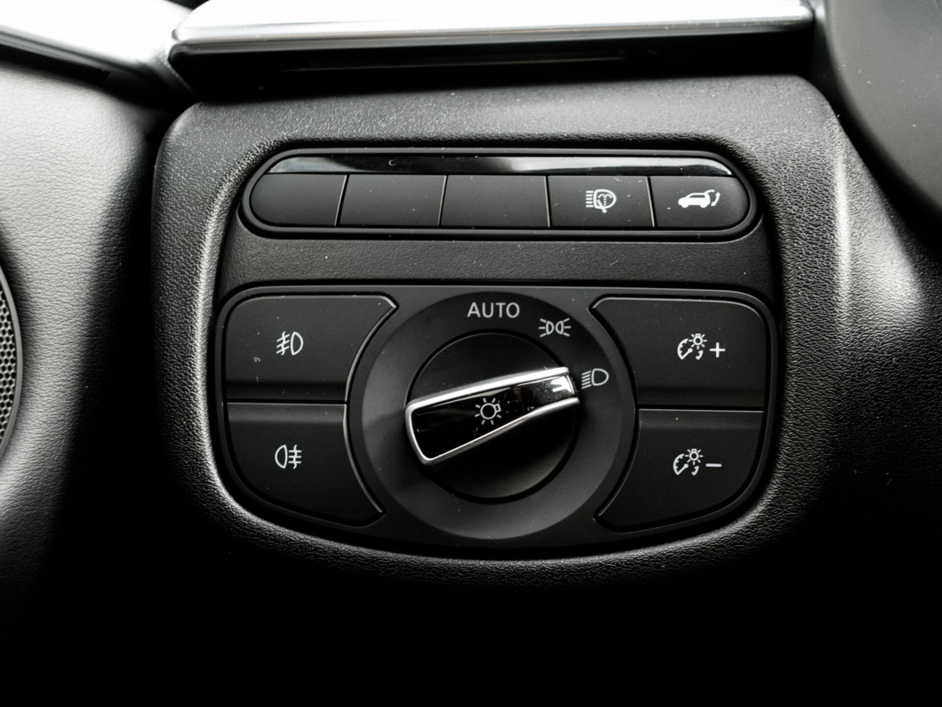 Купить Infiniti QX50 2.0 CVT (249 л.с.) 4WD, 2019 в Екатеренбурге