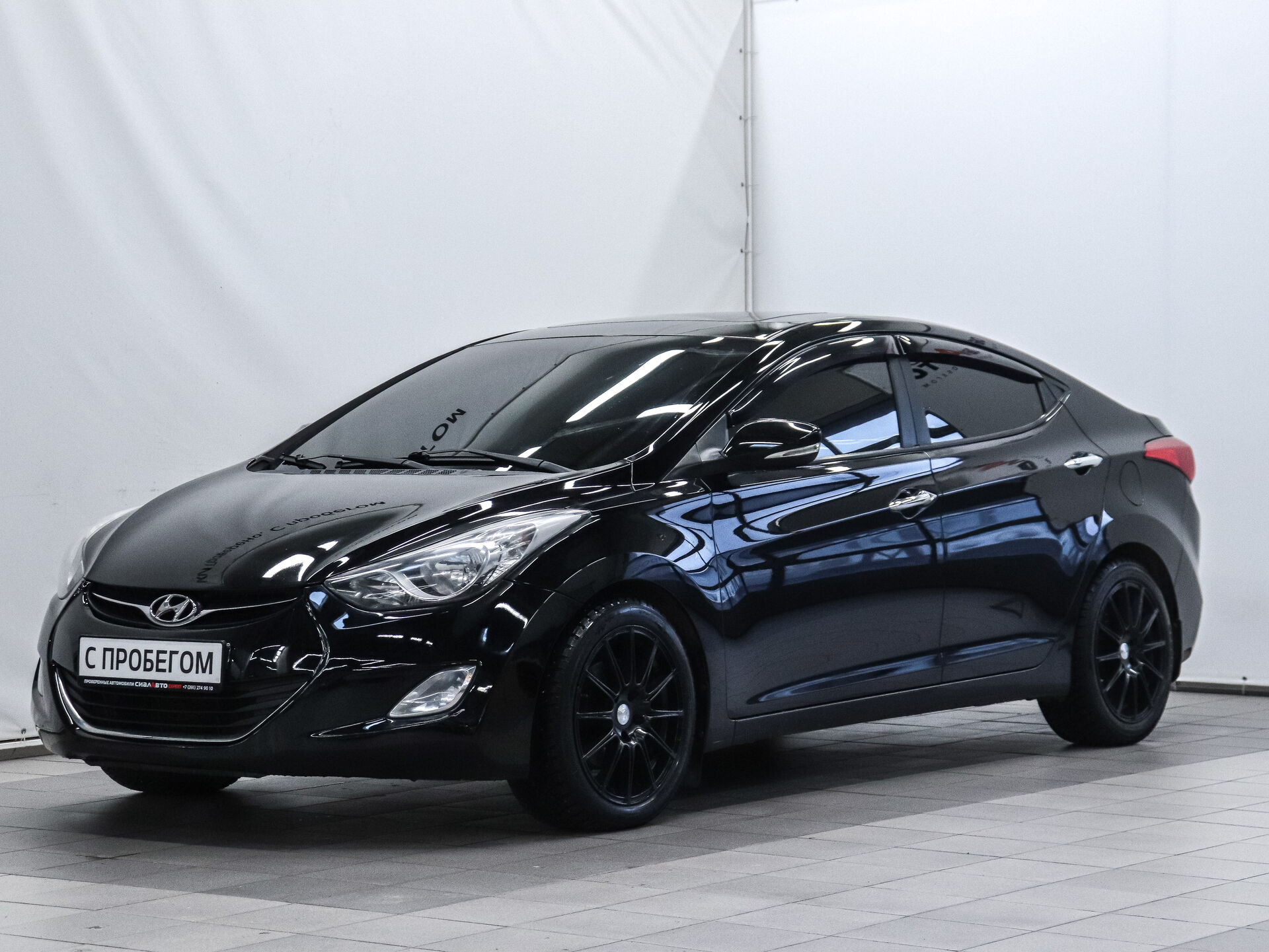 Hyundai Avante 2012 1