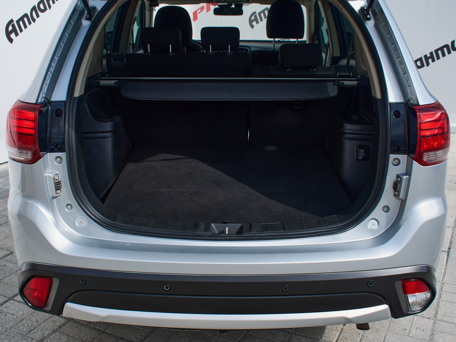 Купить Mitsubishi Outlander 2.0 CVT (146 л.с.) 4WD, 2017 в Екатеренбурге