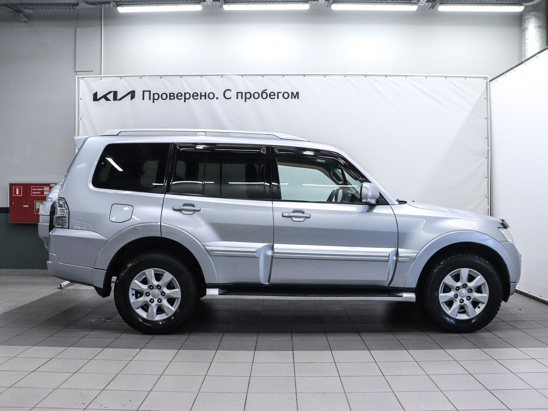 Mitsubishi Pajero 2010 5