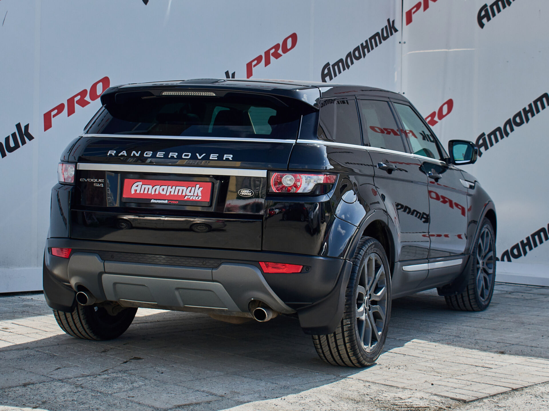 Купить Land Rover Range Rover Evoque 6-speed 2.0 AT (240 л.с.) 4WD, 2013 в Екатеренбурге