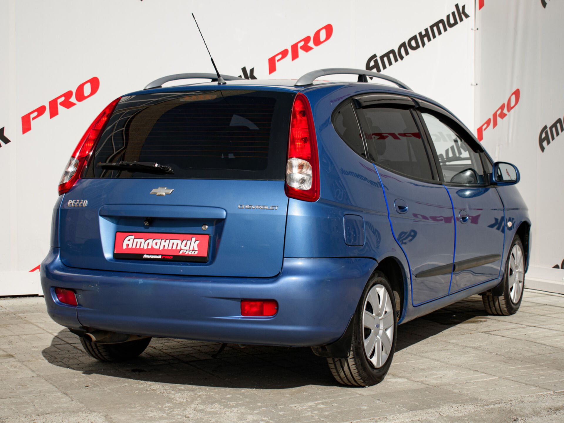 Купить Chevrolet Rezzo 1.6 MT (90 л.с.), 2006 в Екатеренбурге