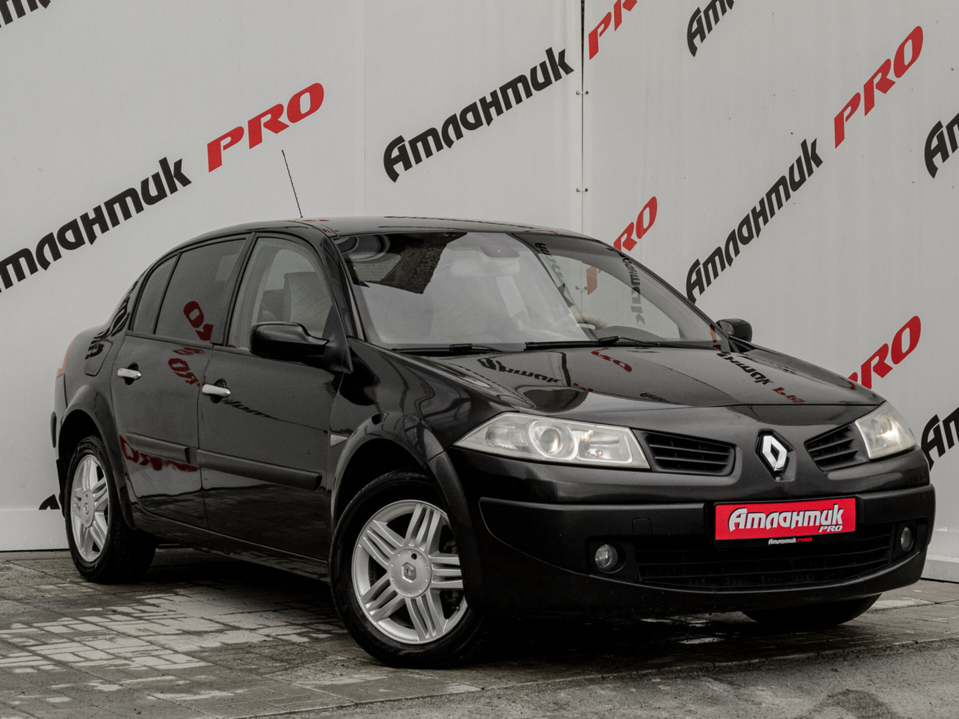Купить Renault Megane 2.0 AT (136 л.с.), 2007 в Екатеренбурге