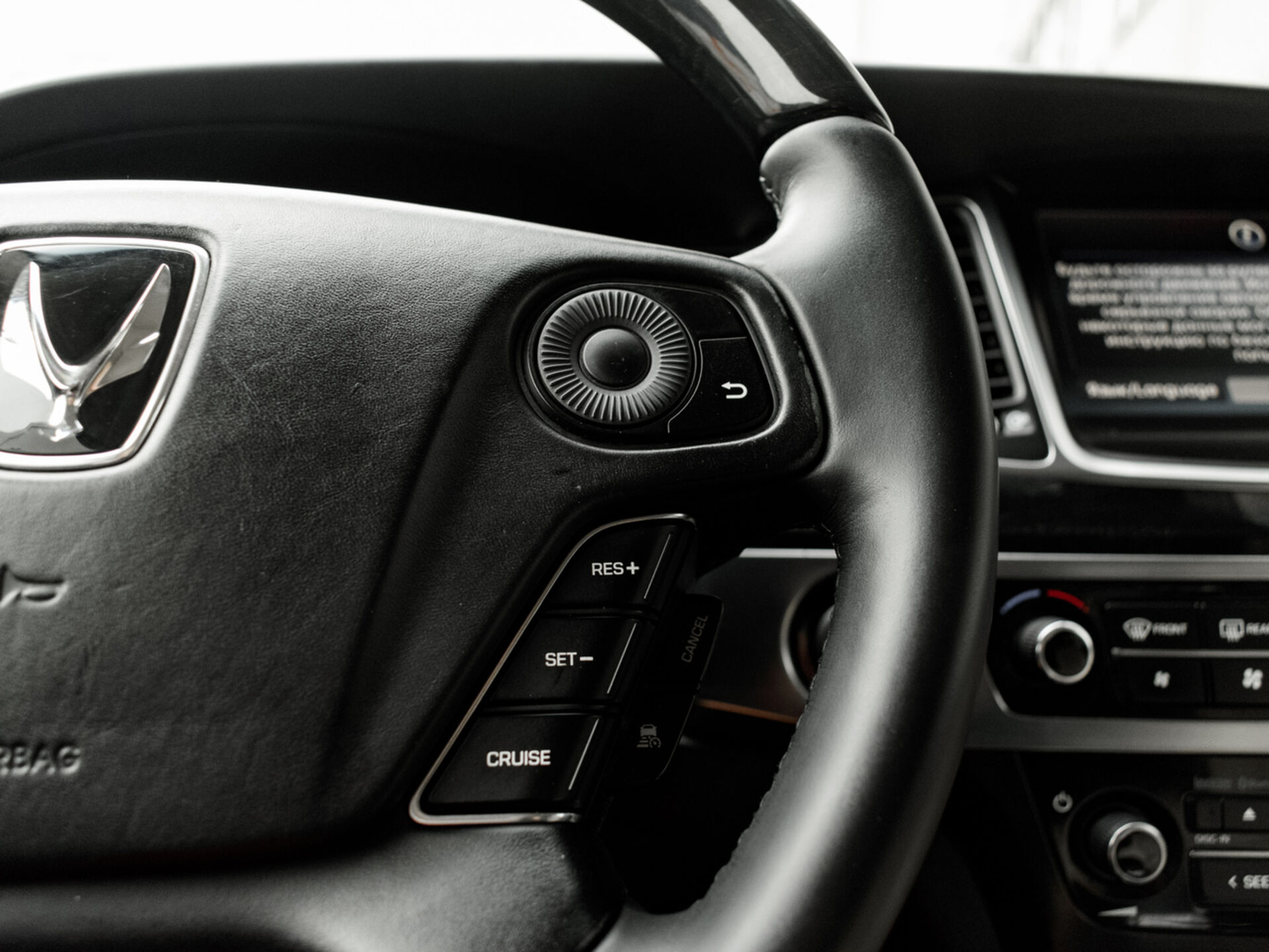 Купить Hyundai Equus 5.0 AT (430 л.с.), 2015 в Екатеренбурге