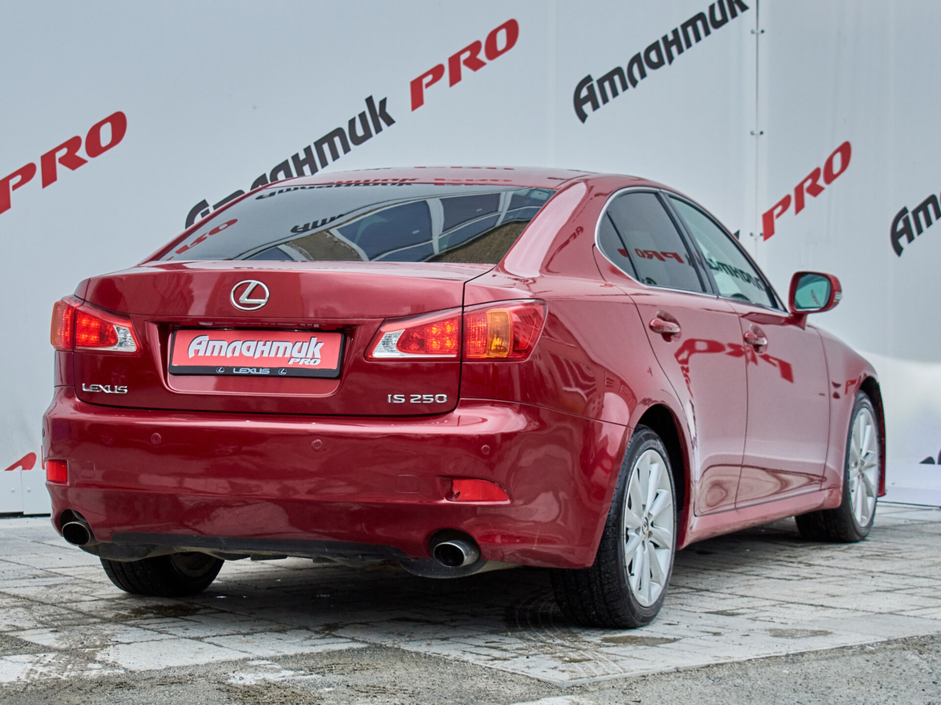 Купить Lexus IS 250 2.5 AT (208 л.с.), 2010 в Екатеренбурге
