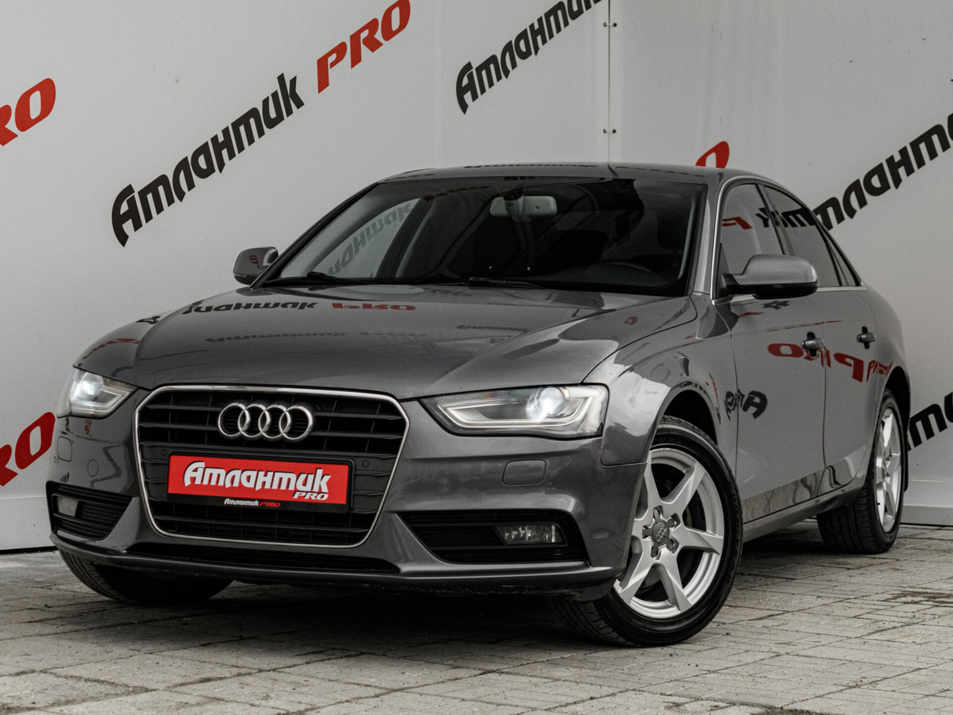 Купить Audi A4 1.8 CVT (170 л.с.), 2013 в Екатеренбурге