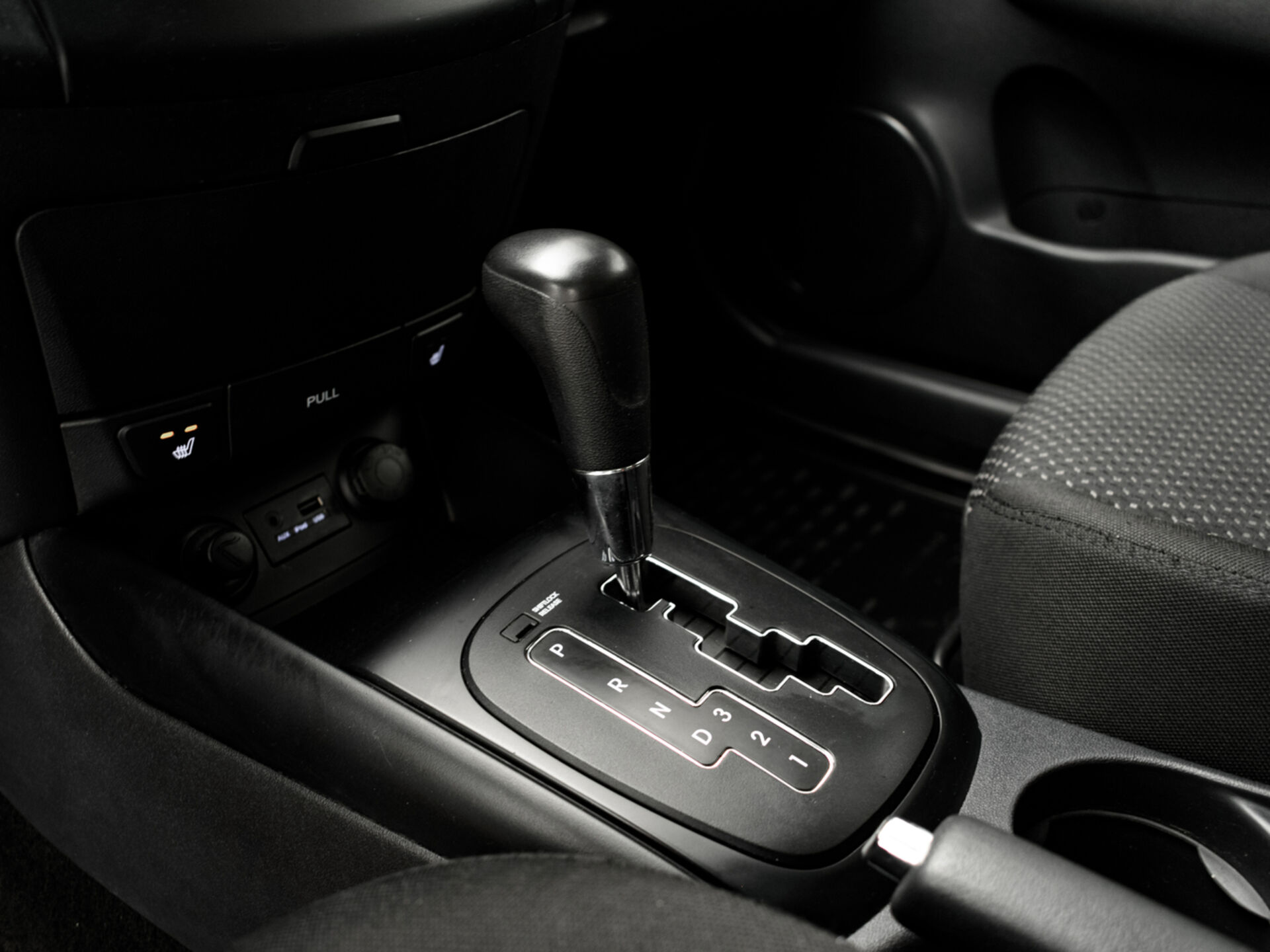 Купить Hyundai i30 1.6 AT (122 л.с.), 2010 в Екатеренбурге