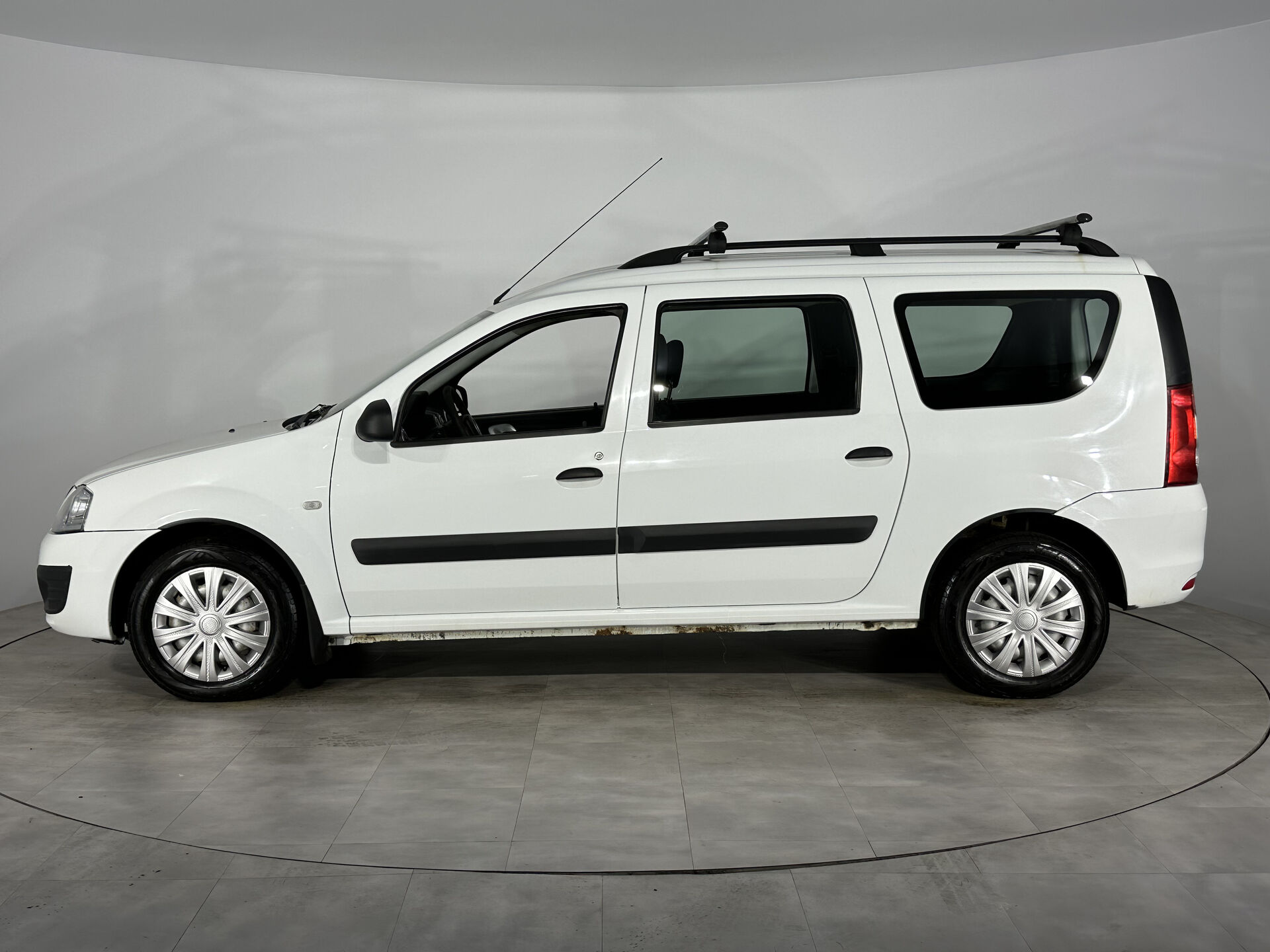 Lada Largus Norma Climate (5 мест) (2015-2019) 2019 г.в., 165 000 км.