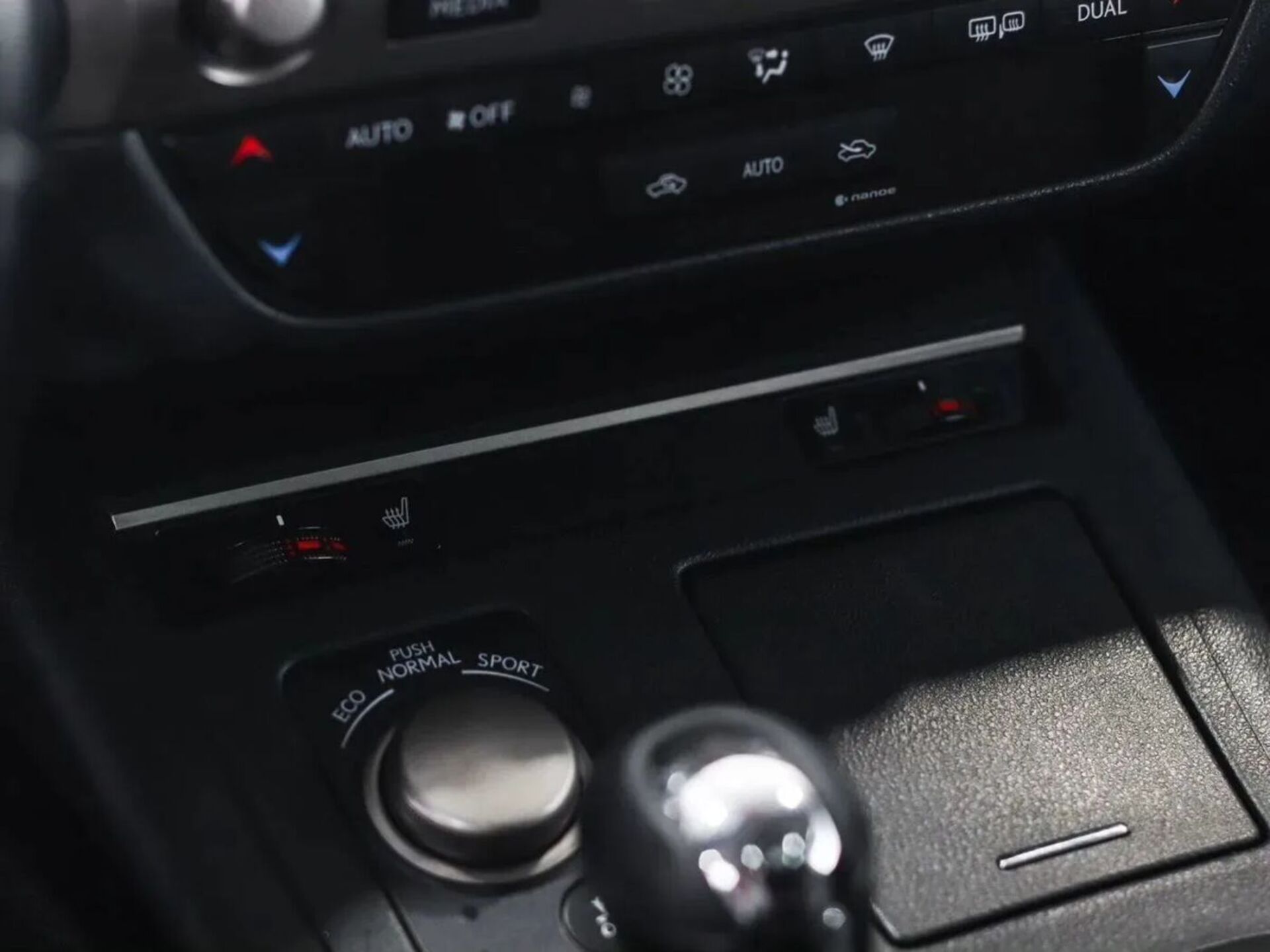 Lexus ES 2015 24