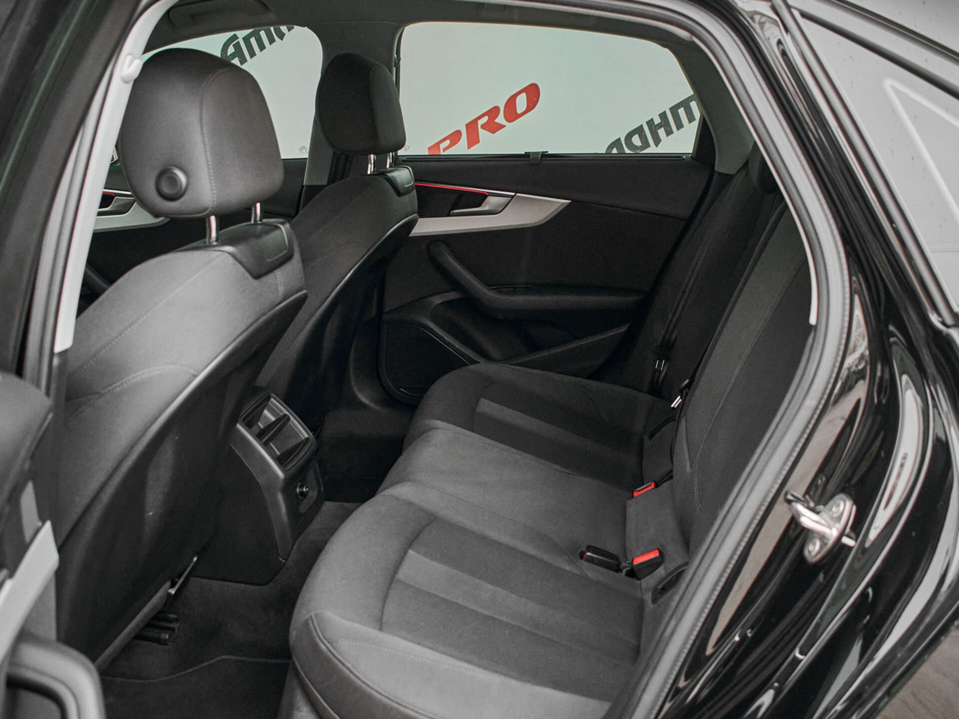 Купить Audi A4 30 TDI 2.0d AMT (136 л.с.), 2021 в Екатеренбурге