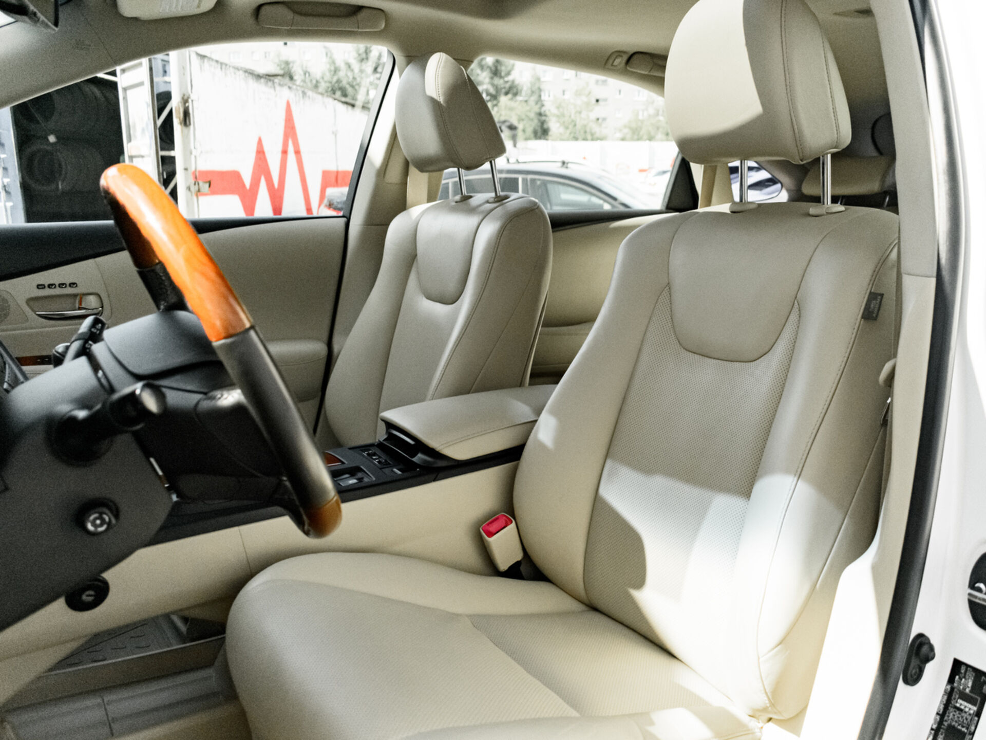 Купить Lexus RX 450h 3.5hyb CVT (249 л.с.) 4WD, 2010 в Екатеренбурге