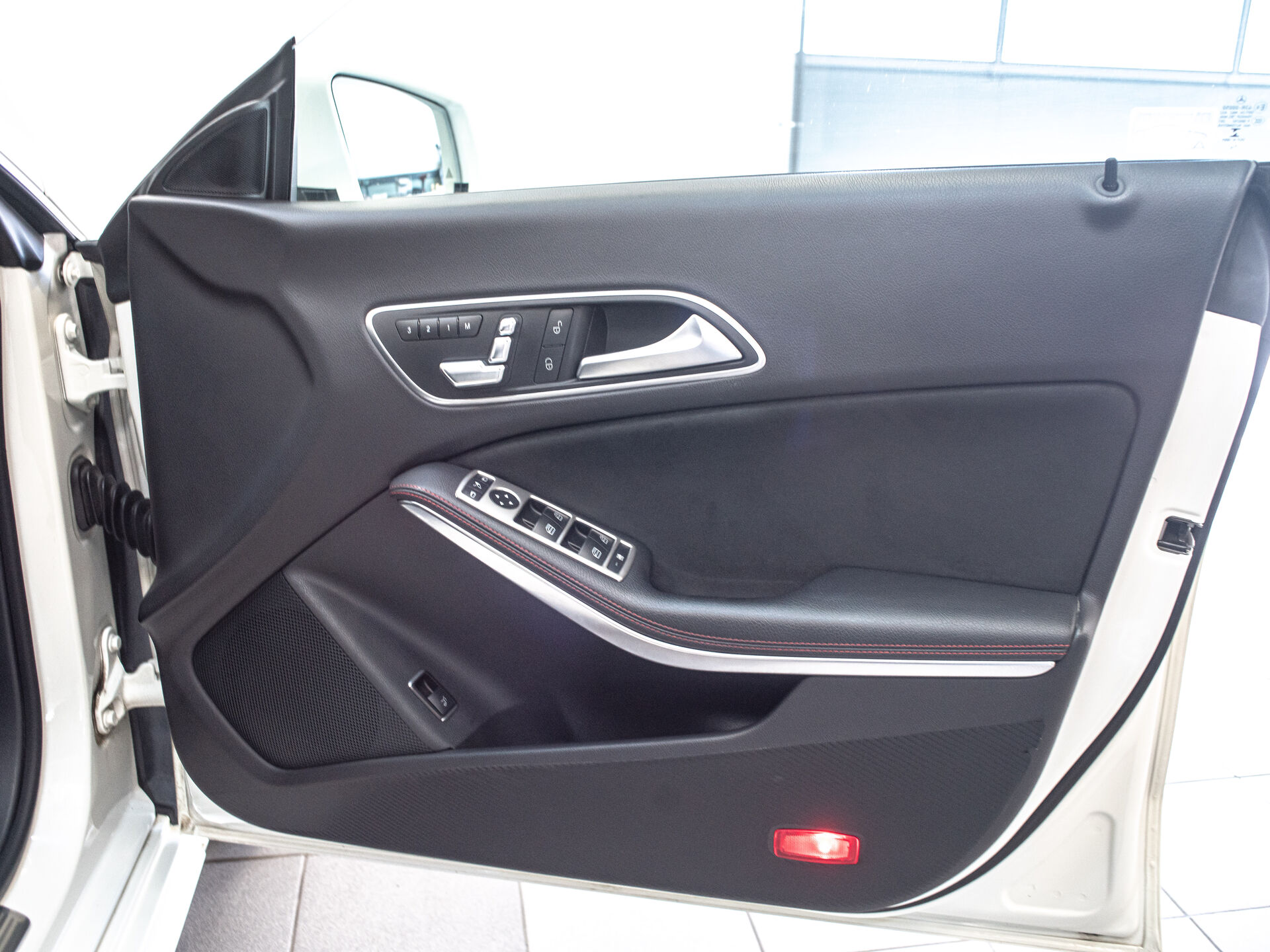 Mercedes-Benz CLA 2015 12