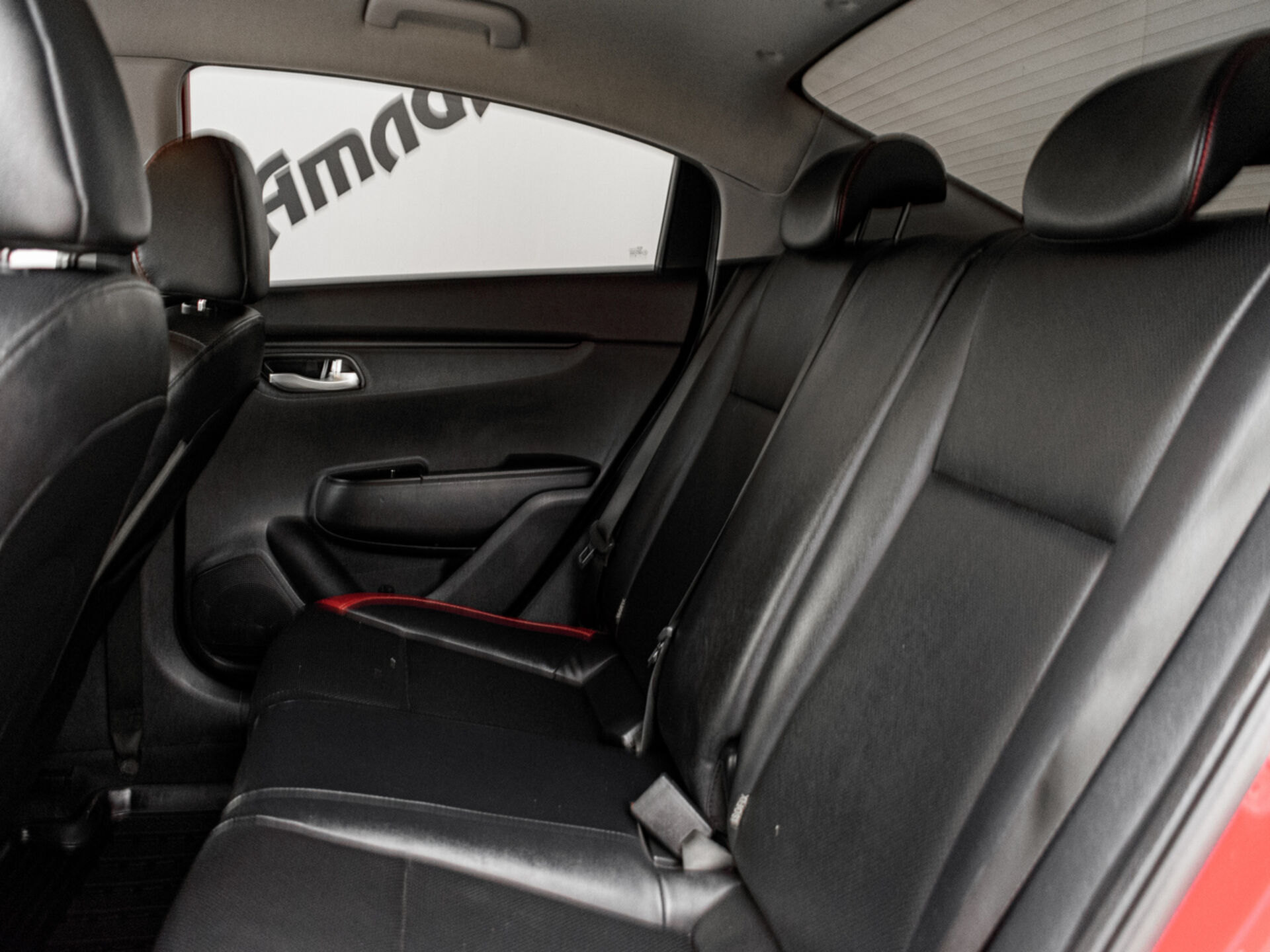 Купить Kia Rio 1.6 MT (123 л.с.), 2019 в Екатеренбурге