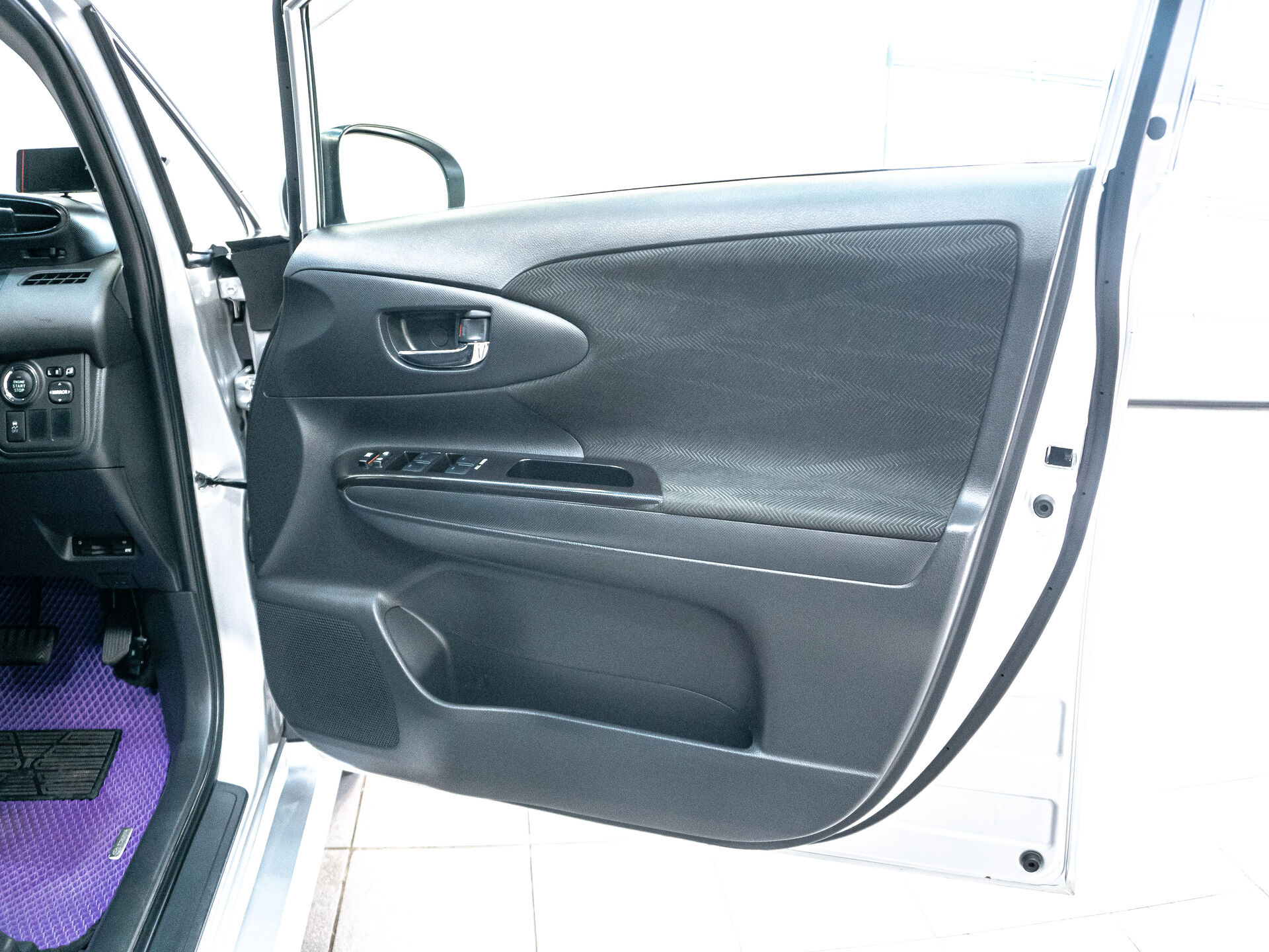 Toyota Wish 2016 6