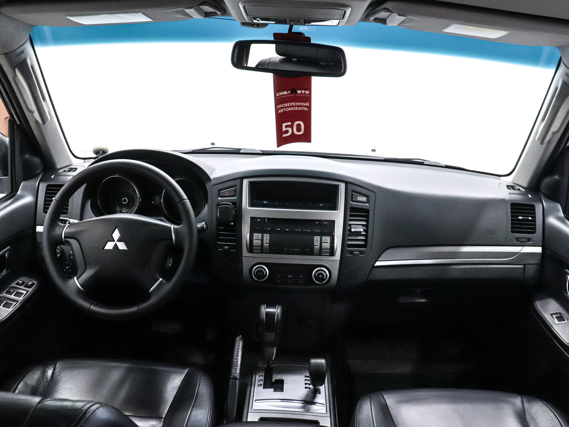 Mitsubishi Pajero 2010 18