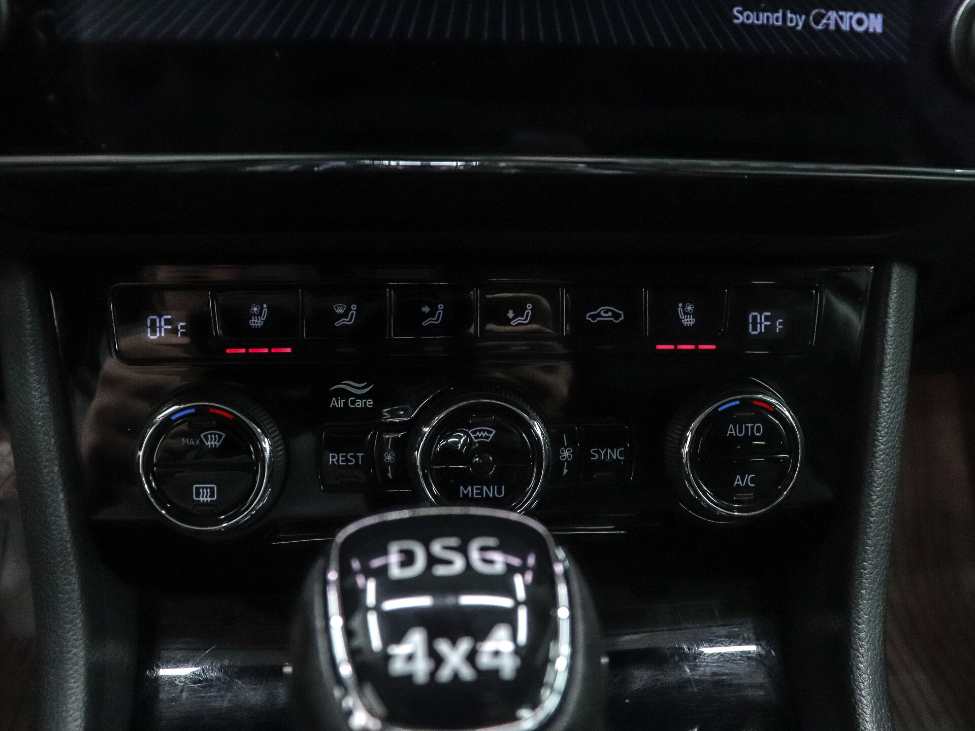 Skoda Superb 2018 16