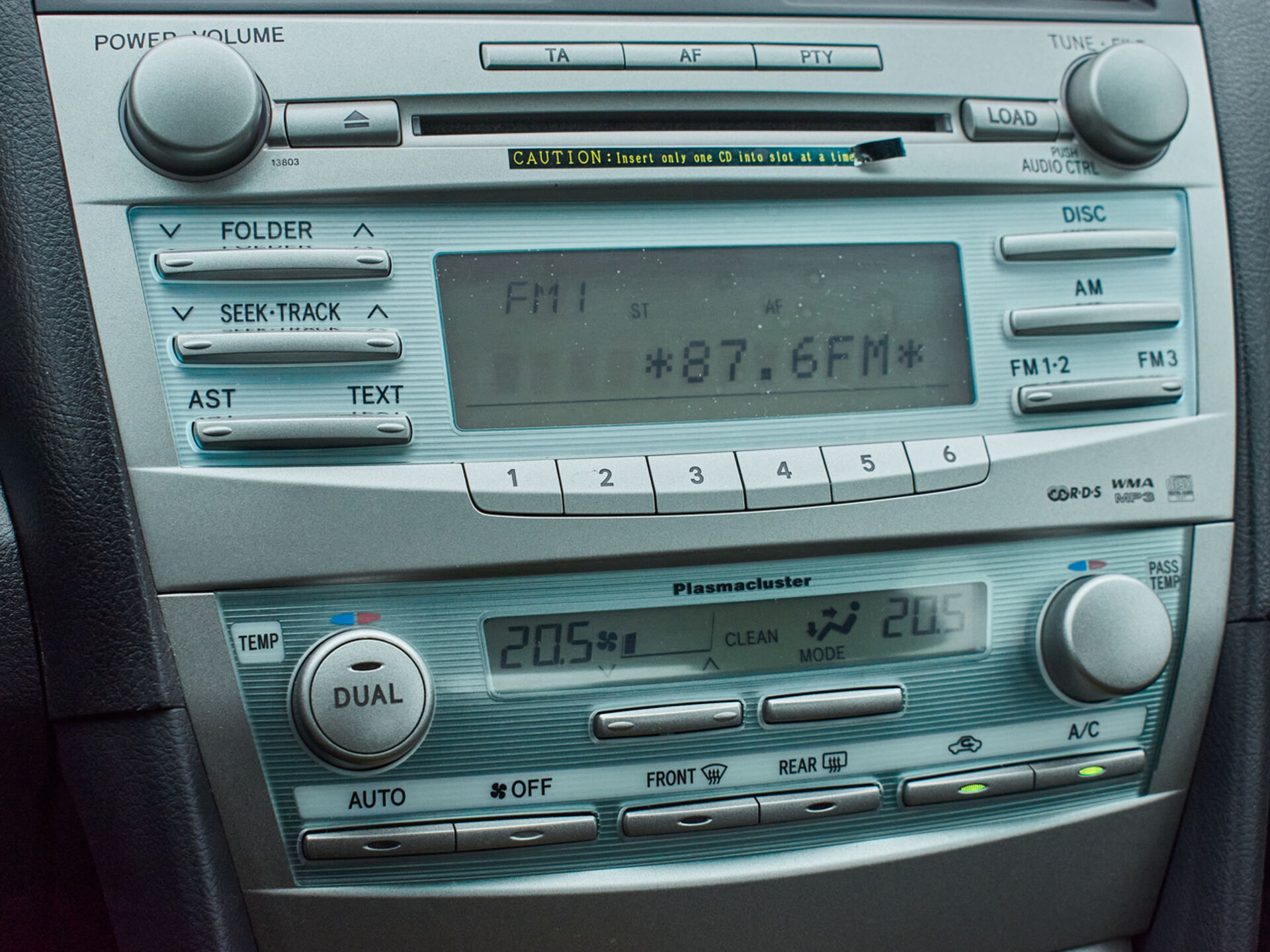 Купить Toyota Camry 2.4 MT (167 л.с.), 2007 в Екатеренбурге