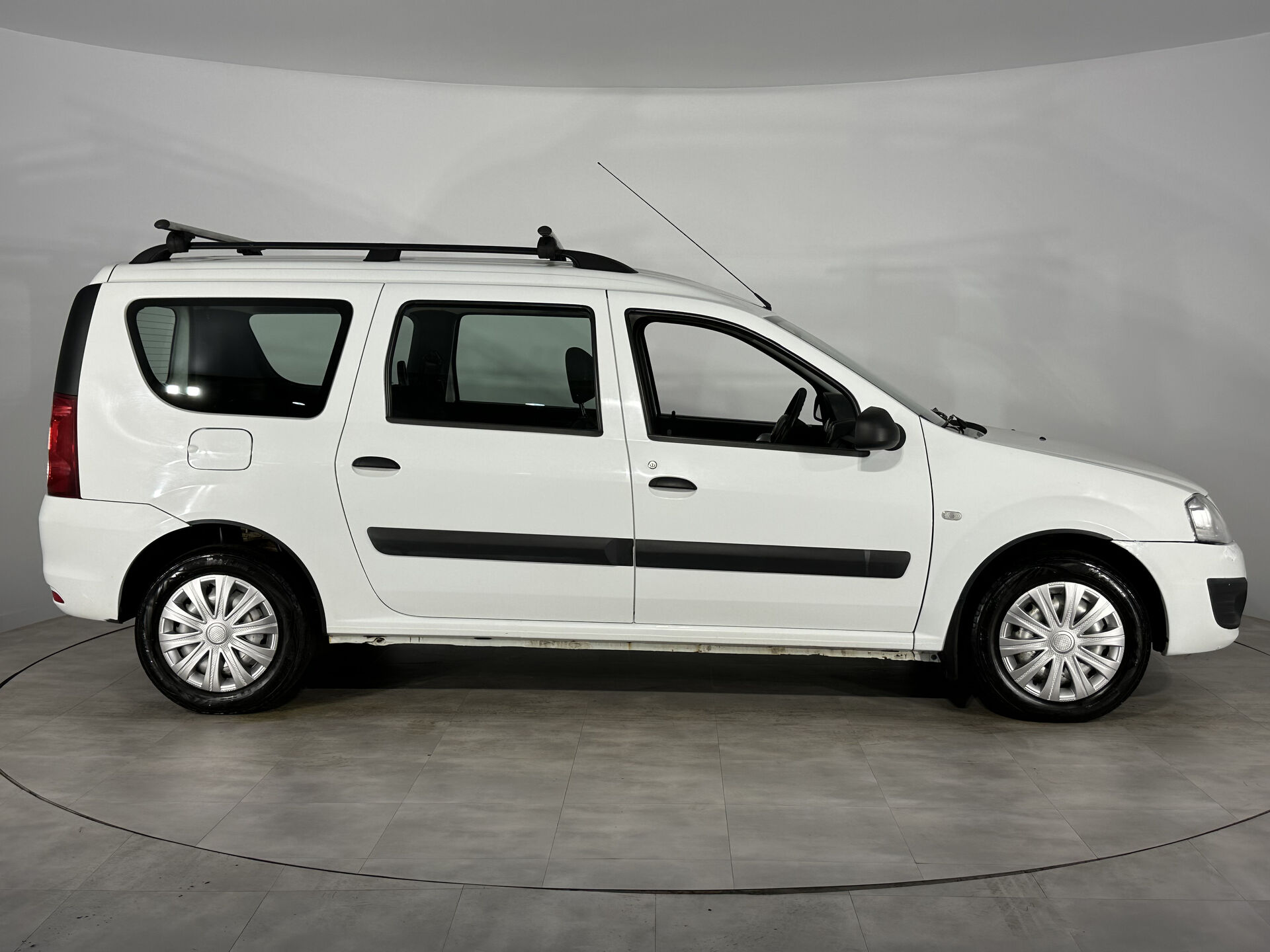 Lada Largus Norma Climate (5 мест) (2015-2019) 2019 г.в., 165 000 км.