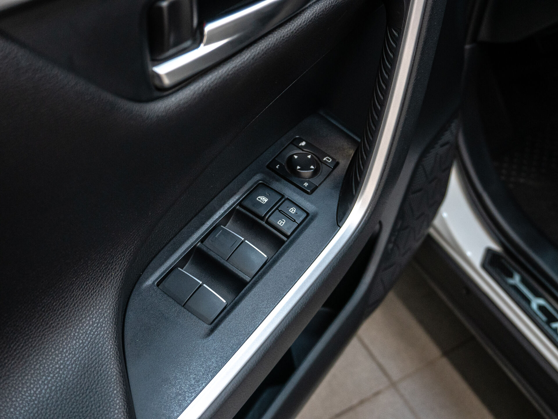 Toyota RAV4 2019 7