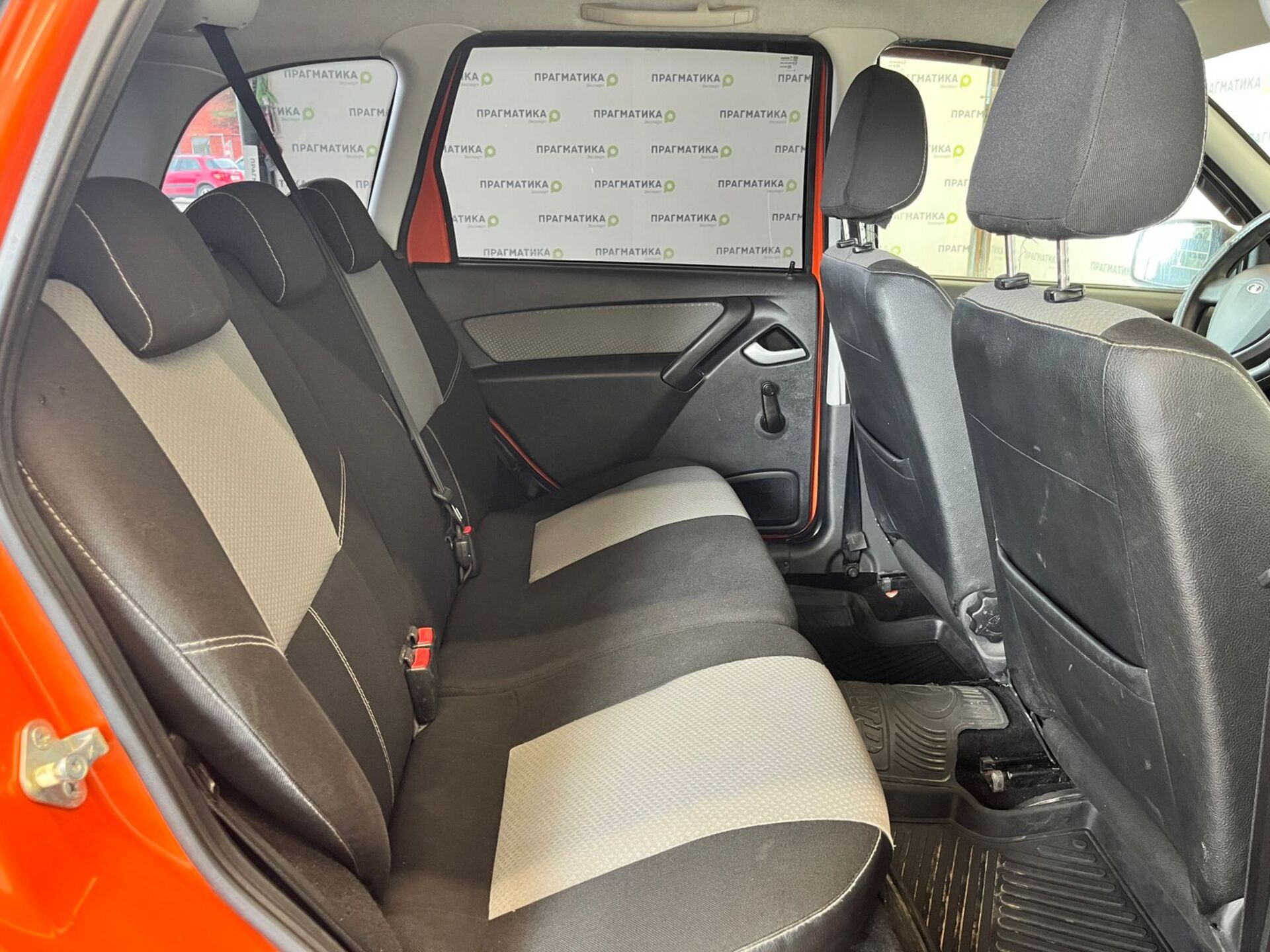 Lada Kalina None 2015 г.в., 115 000 км.