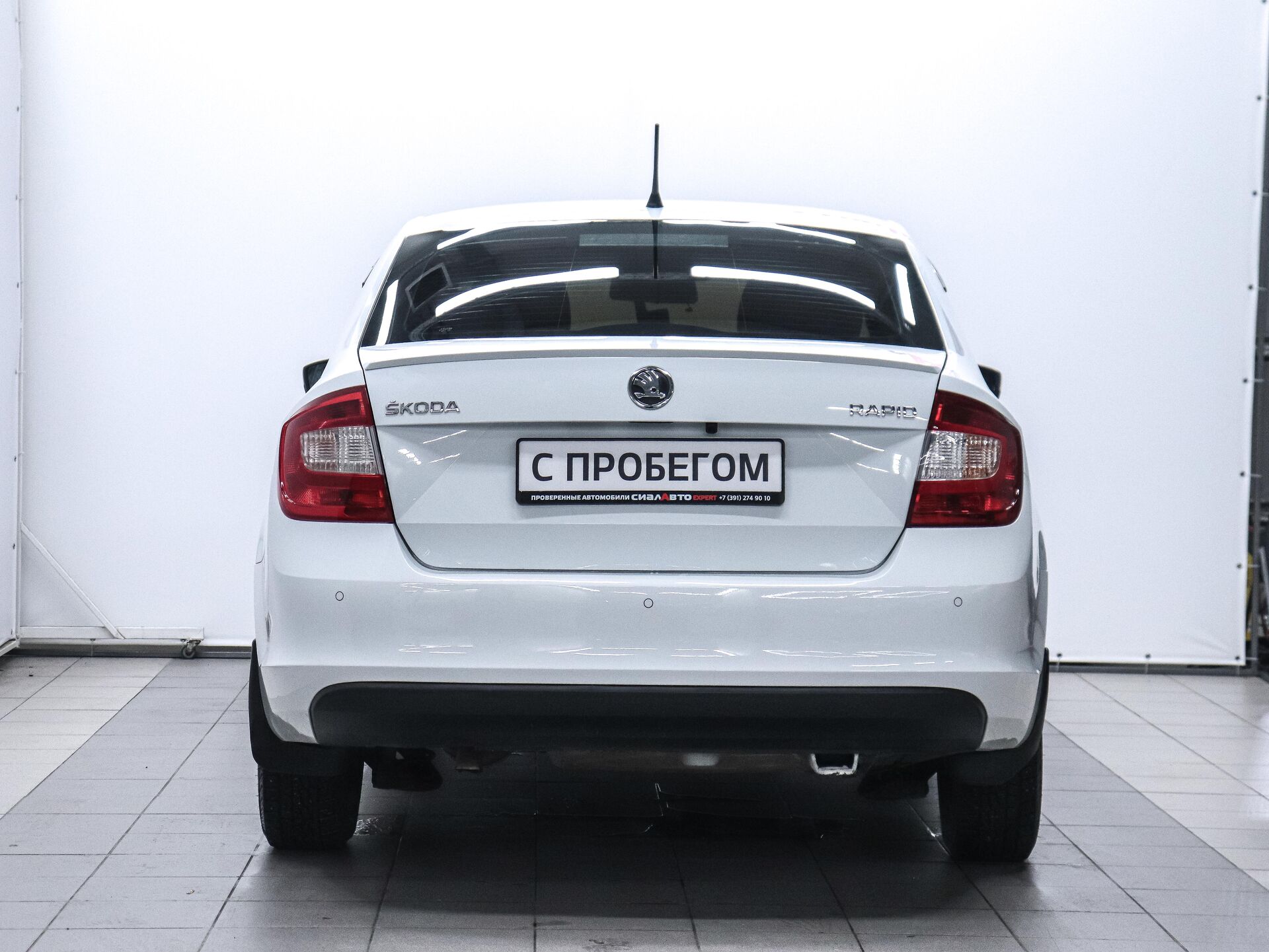 Skoda Rapid 2014 4