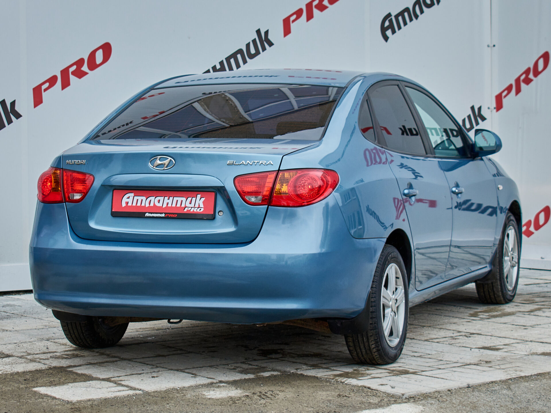 Купить Hyundai Elantra 1.6 MT (122 л.с.), 2006 в Екатеренбурге