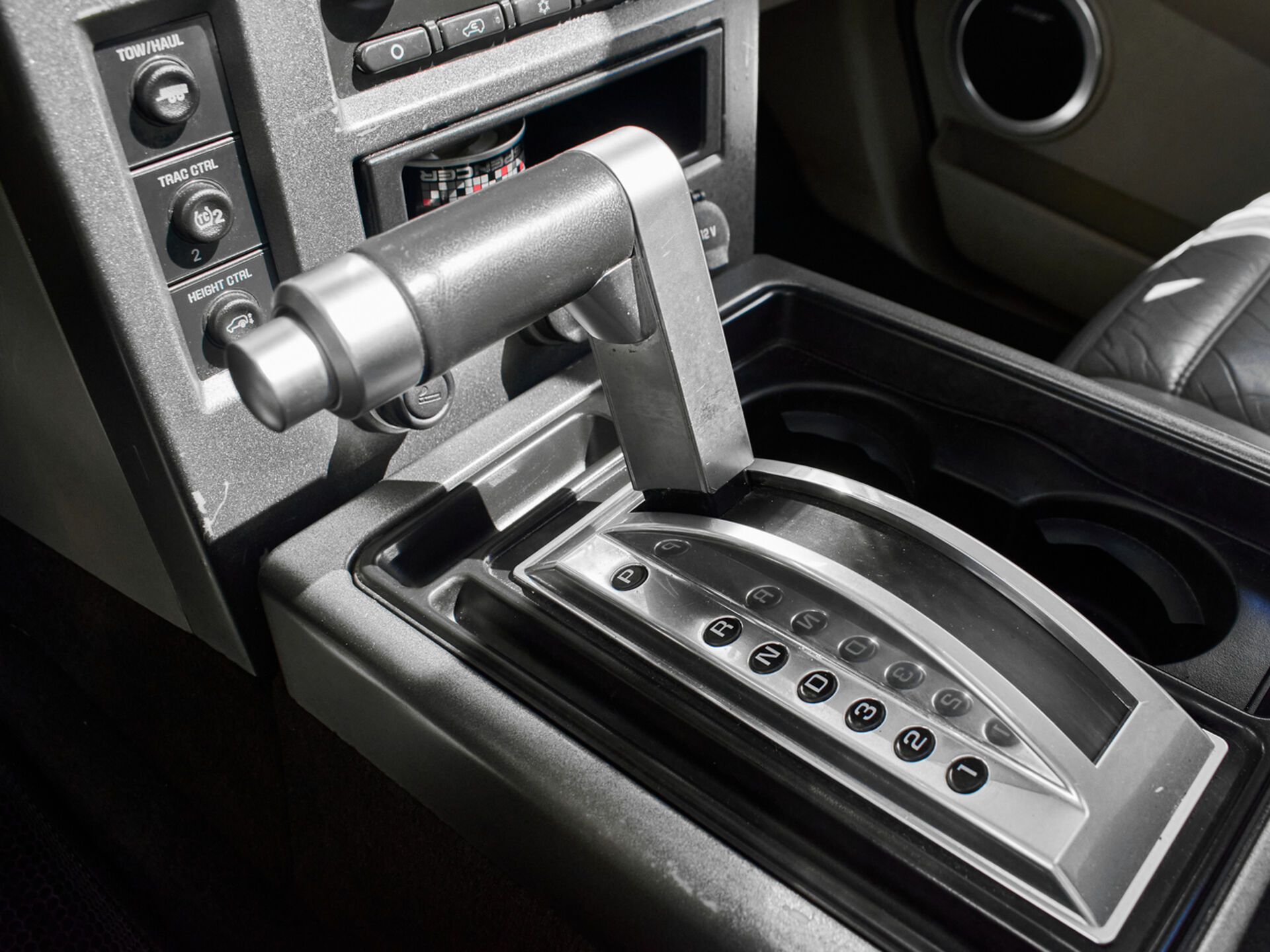 Купить Hummer H2 6.0 AT (315 л.с.) 4WD, 2003 в Екатеренбурге
