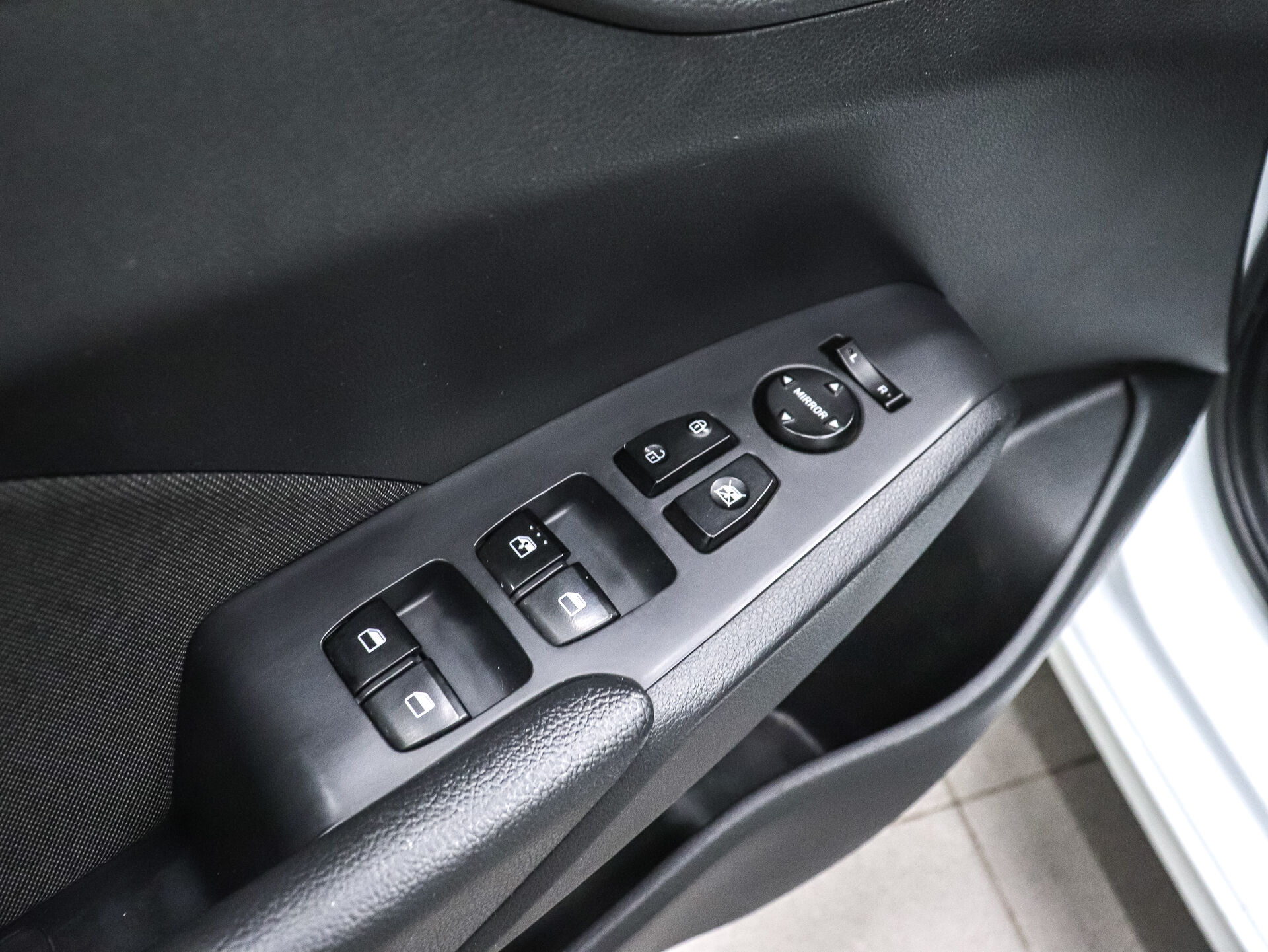 Hyundai Solaris 2018 7