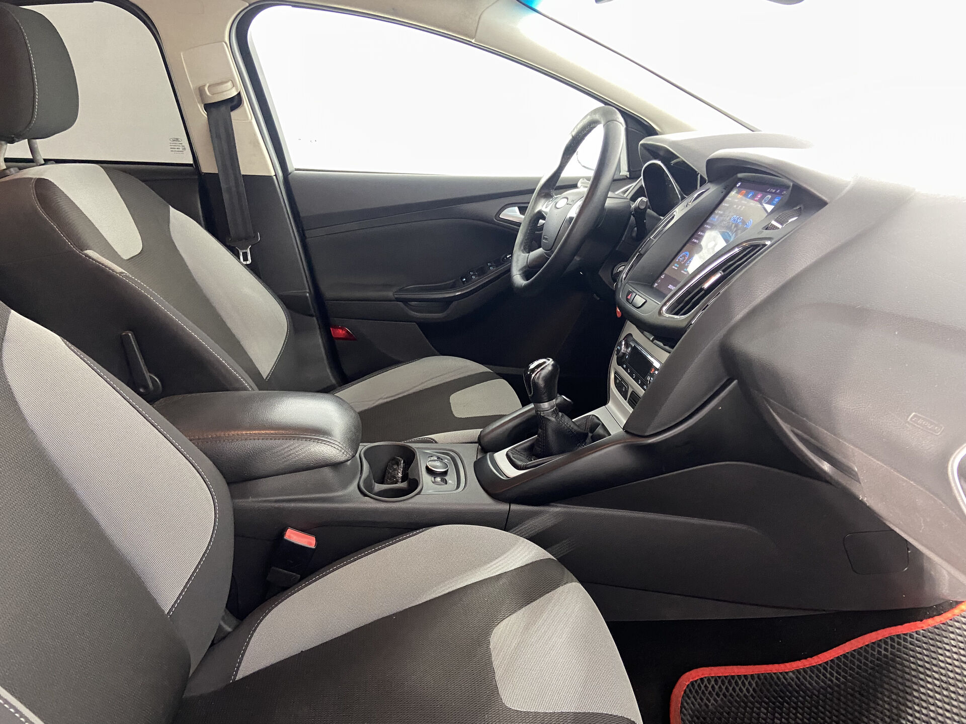 Ford Focus SYNC Edition 2013 г.в., 263 100 км.