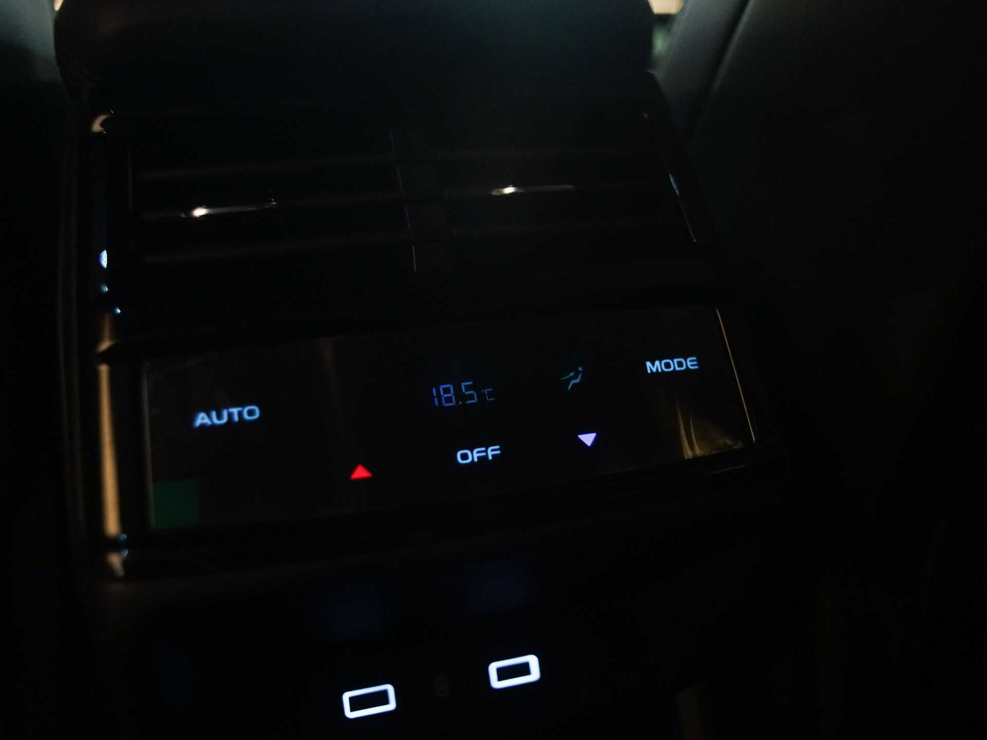Geely Monjaro 2023 26