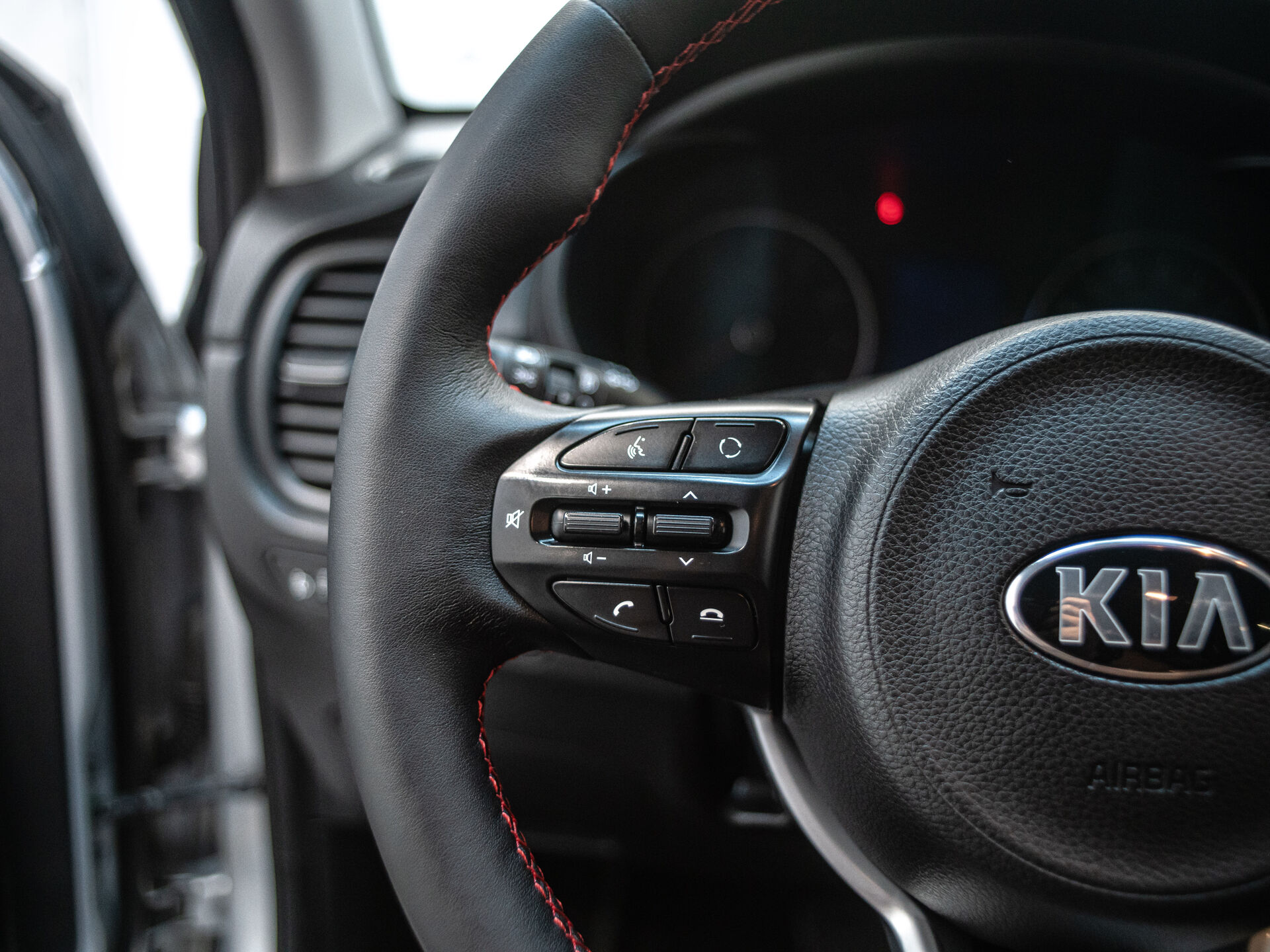 Kia Rio 2019 10
