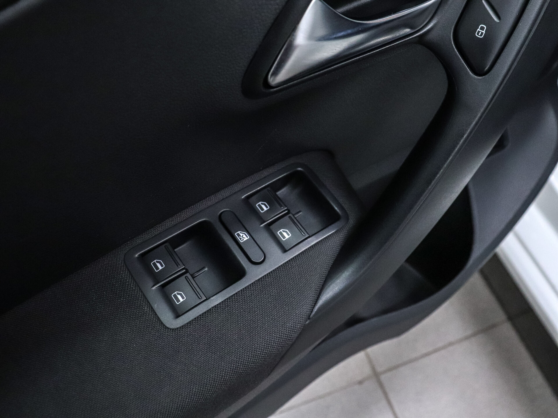 Volkswagen Polo 2015 7