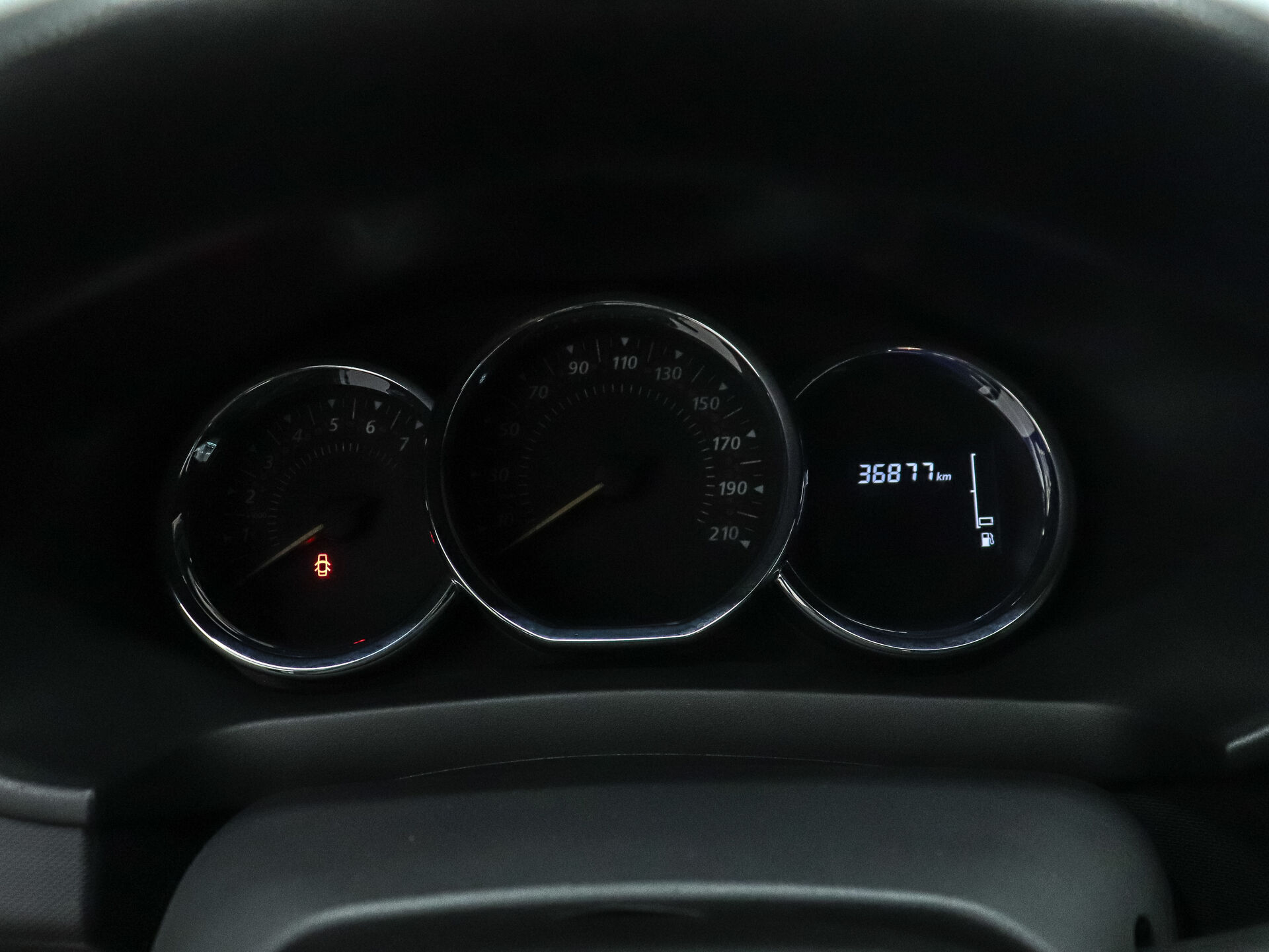Renault Logan 2020 12