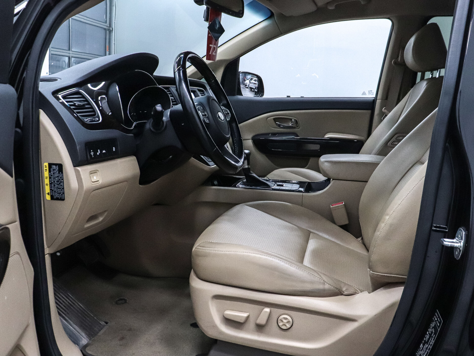Kia Carnival 2019 11