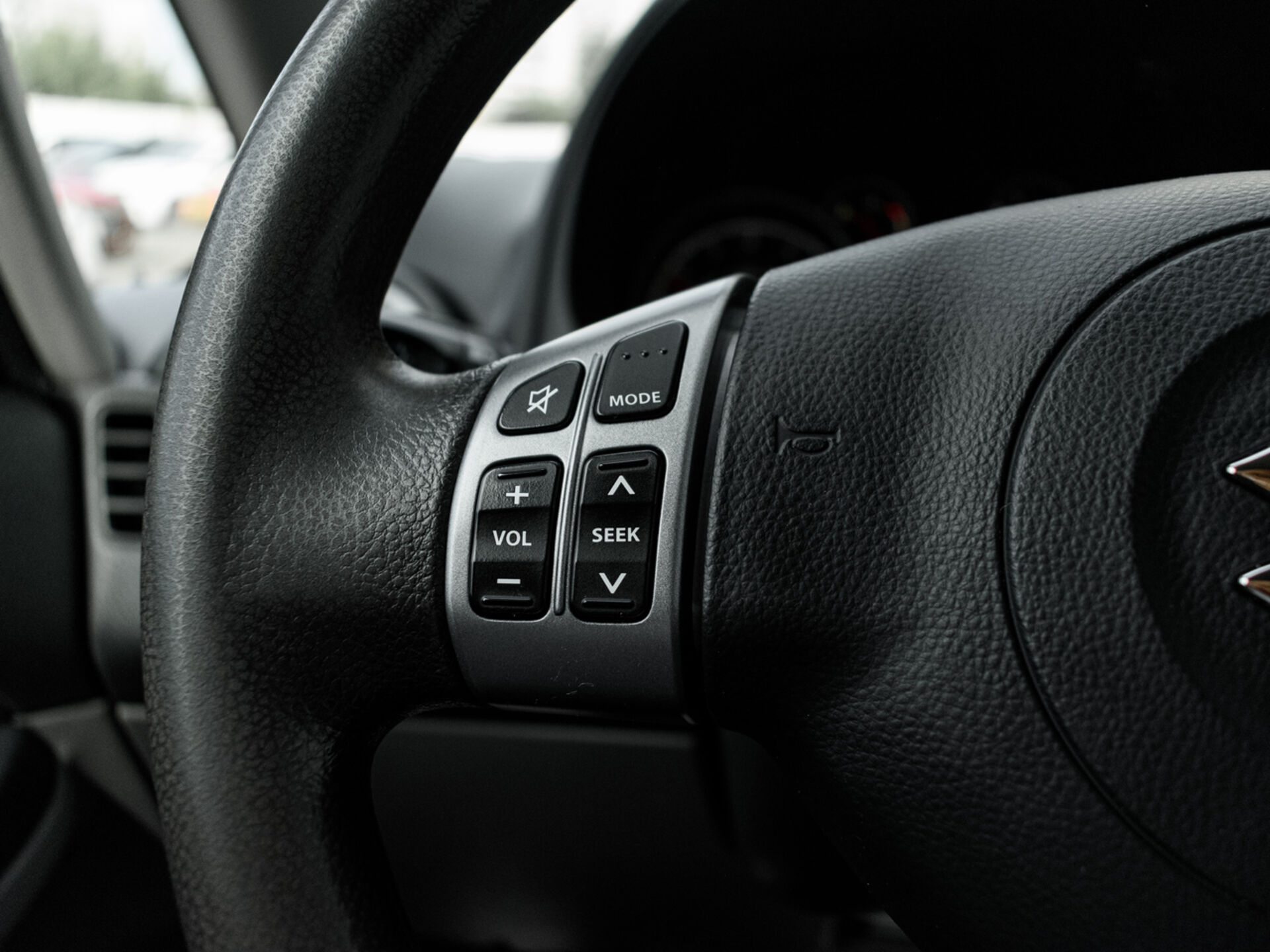 Купить Suzuki SX4 1.6 AT (112 л.с.), 2012 в Екатеренбурге