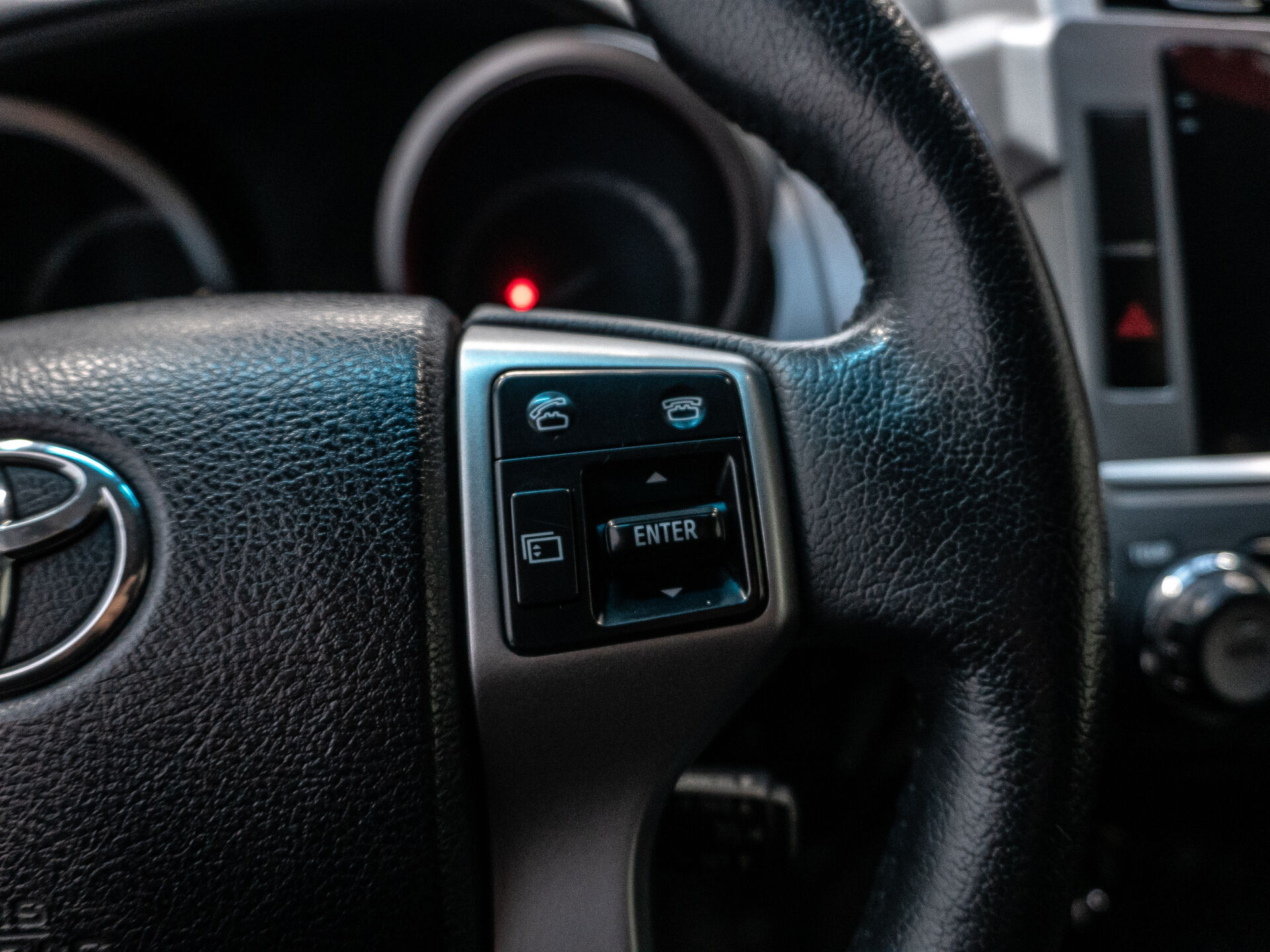 Toyota Land Cruiser Prado 2015 13