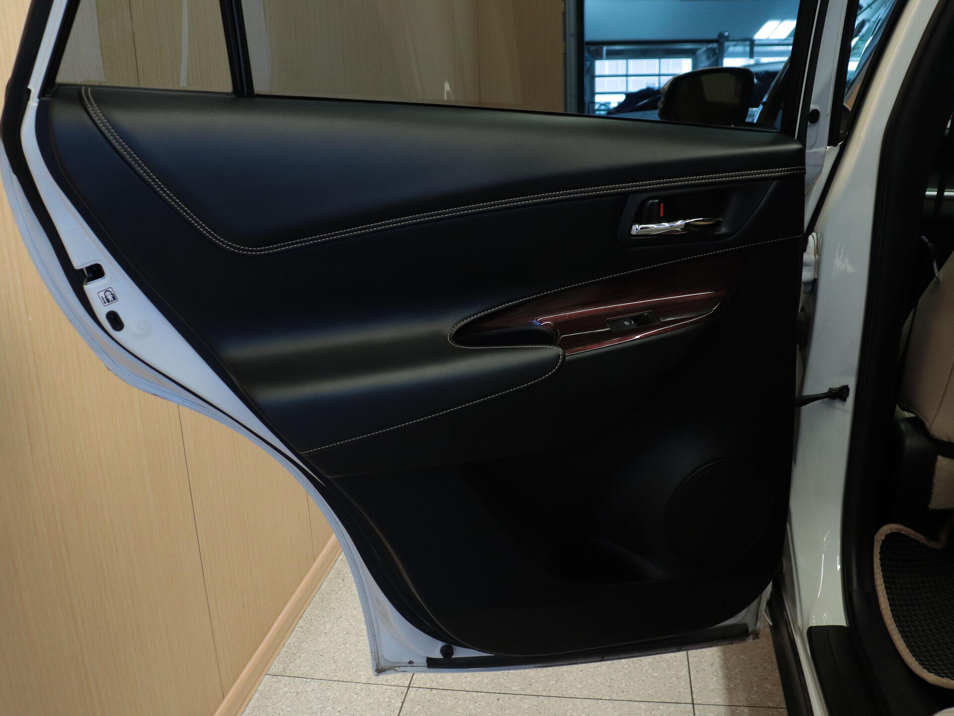 Toyota Harrier 2014 17
