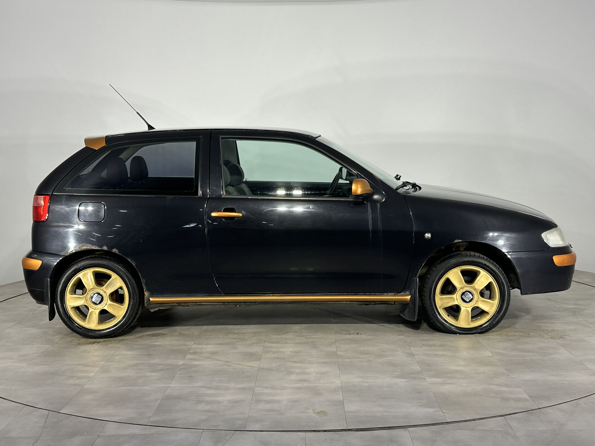 SEAT Ibiza None 2002 г.в., 250 000 км.