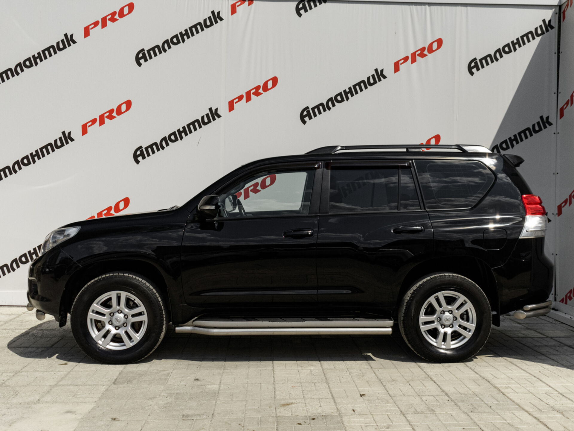 Купить Toyota Land Cruiser Prado 4.0 AT (282 л.с.) 4WD, 2010 в Екатеренбурге