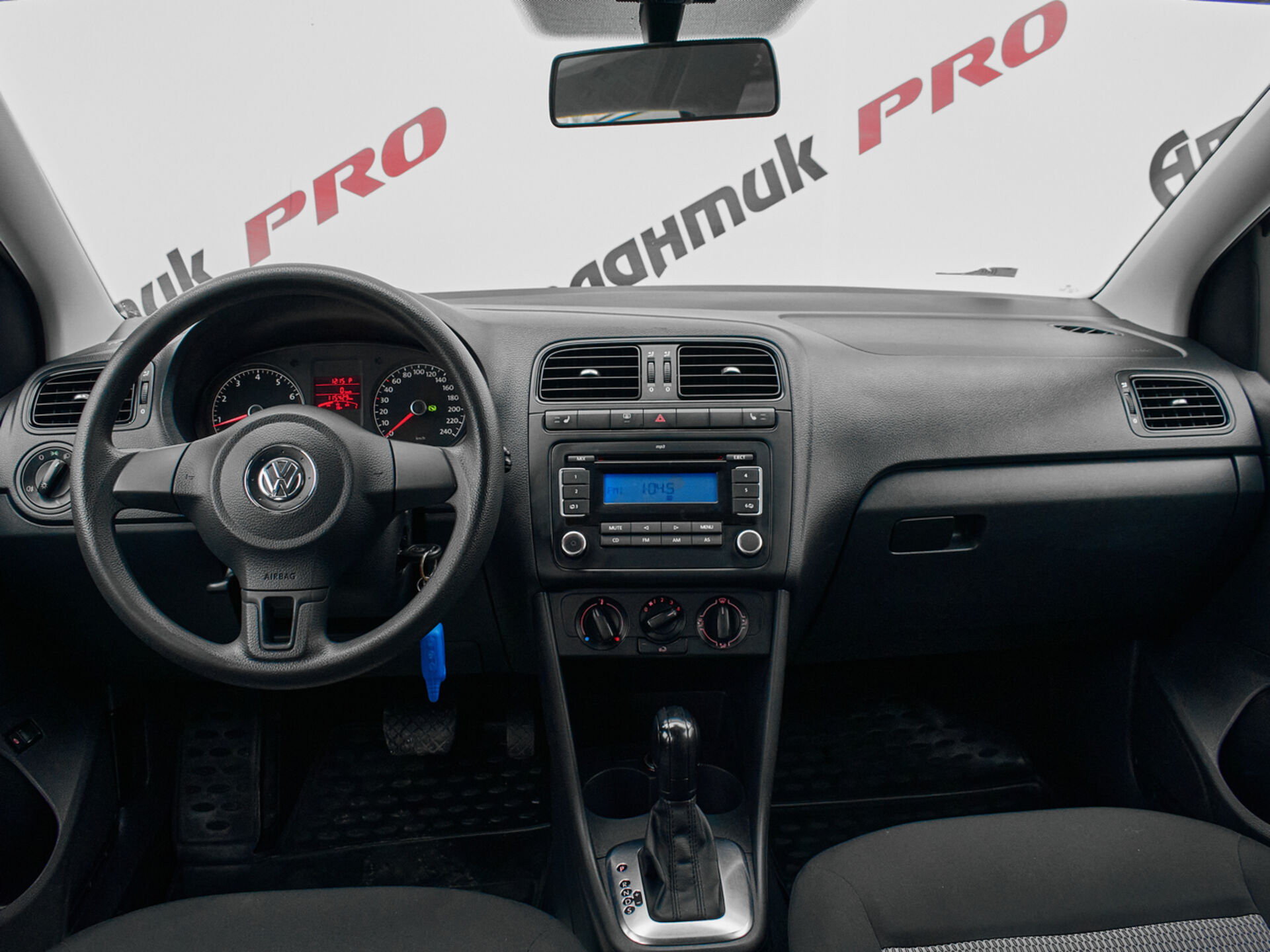 Купить Volkswagen Polo 1.6 AT (105 л.с.), 2011 в Екатеренбурге