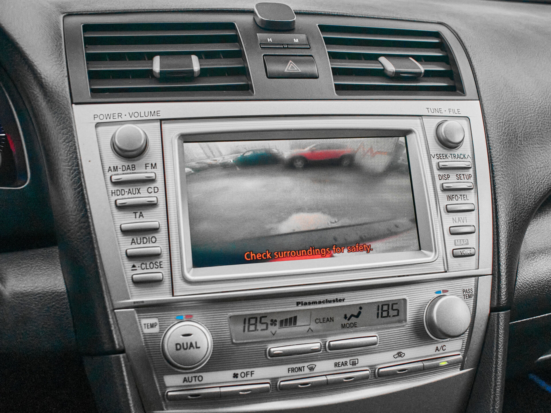 Купить Toyota Camry 3.5 AT (277 л.с.), 2011 в Екатеренбурге