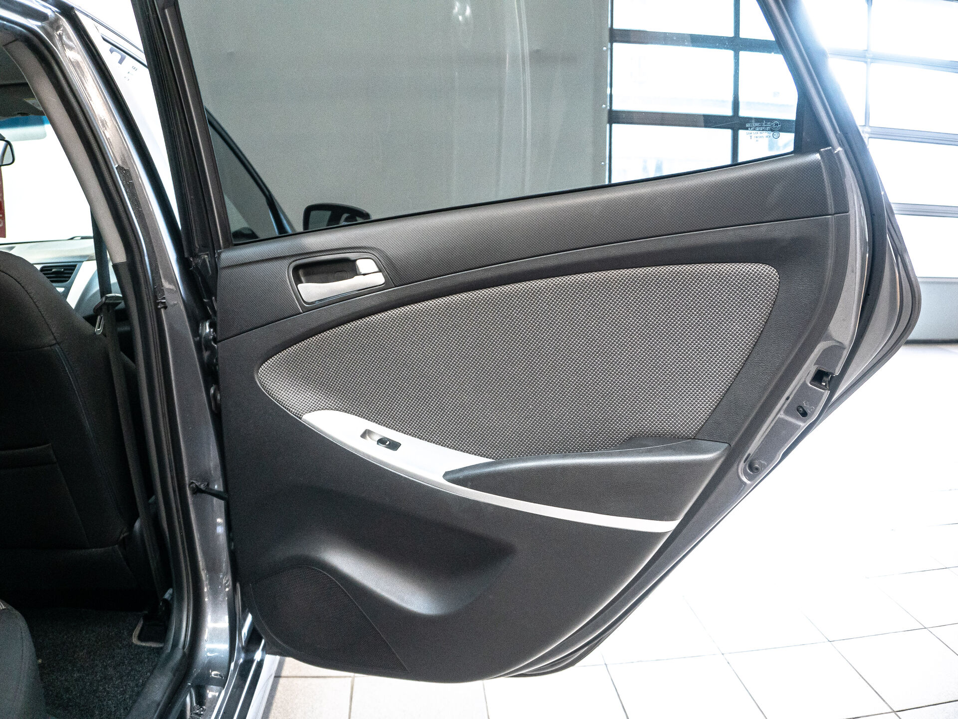 Hyundai Solaris 2014 18